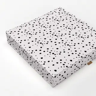 Bodenkissen Fleckenmuster Beige