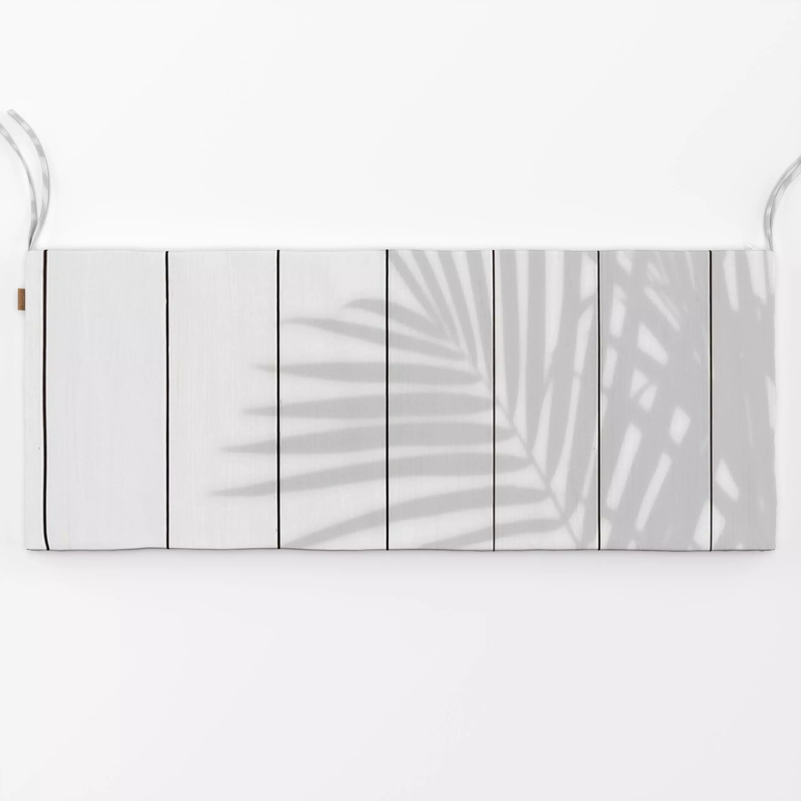 Bankauflage Tropic - Symbole & Muster, Pflanzen & Botanik - von „duundich"; linie, Linien, grau, Streifen, Blätter, Palmen, ...