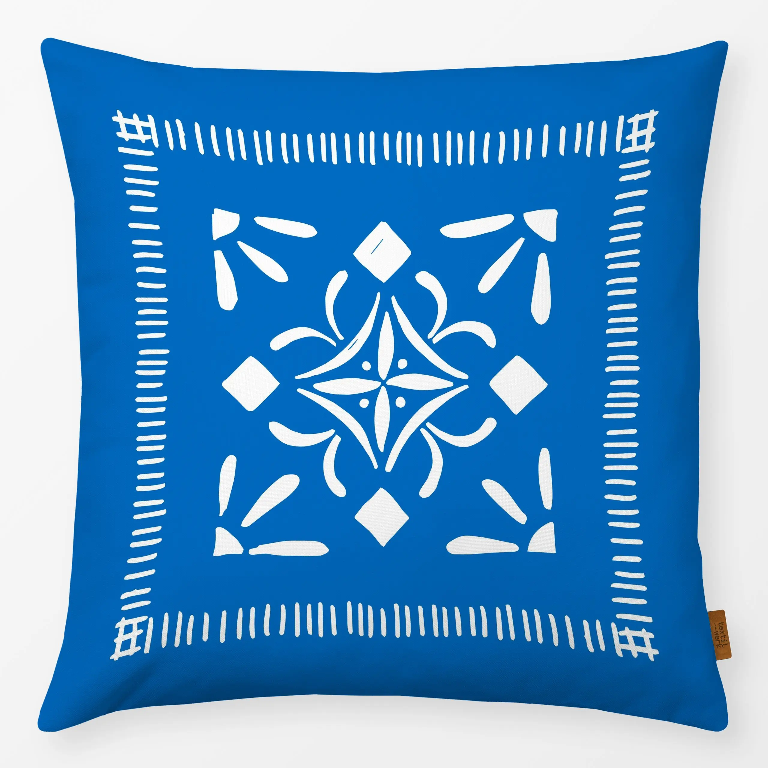 Kissen Azulejo Sintra Blue - Sommer, Symbole & Muster - von „Barlena"; Muster, Sommerblumen, floral, Reisen, Fliesen, Portug...
