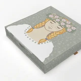 Bodenkissen Midsommar Blumenmädchen Salbei