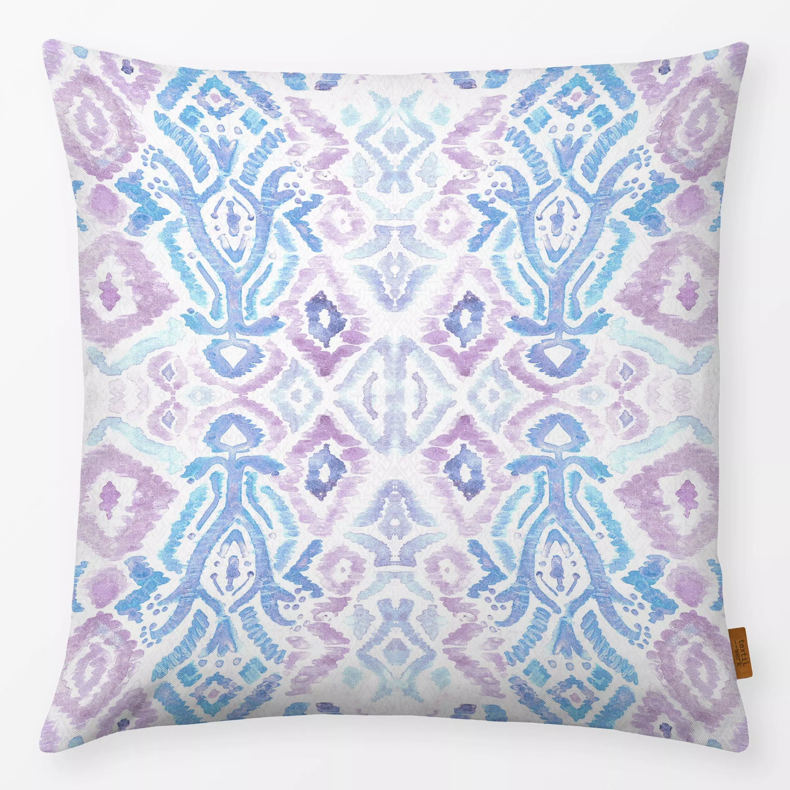 Kissen Very Peri boho ikat - Sommer, Symbole & Muster - von „Bloomery Decor"; boho, Muster, Geometrisch, Ethno, lila, ibiza,...