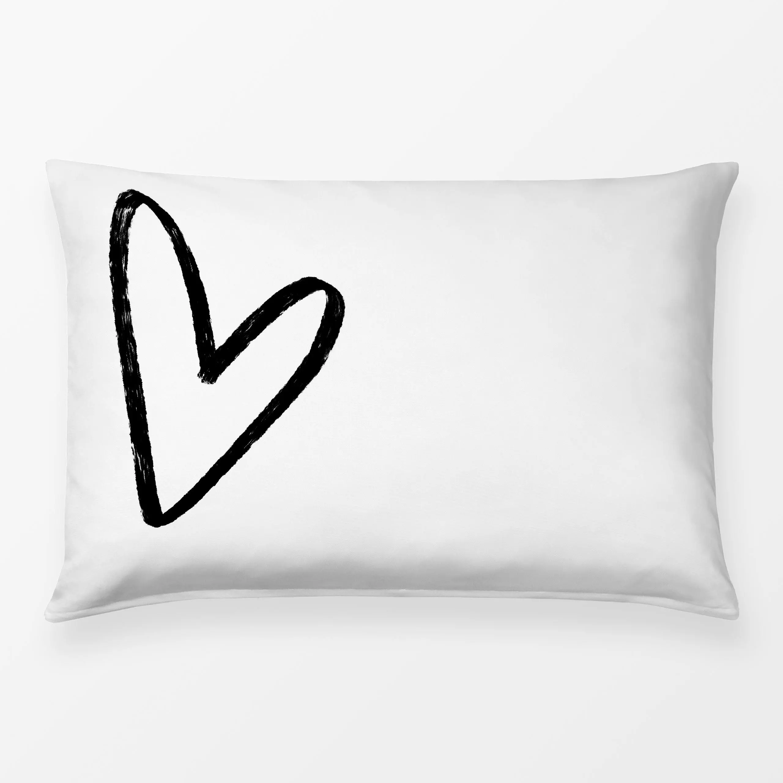 Bettwäsche Pinselherz - Liebe, Romantik & Pride - von „Lena Lackmann"; schwarz, allover, Herzen, Valentinstag, Liebe, Weiss,...