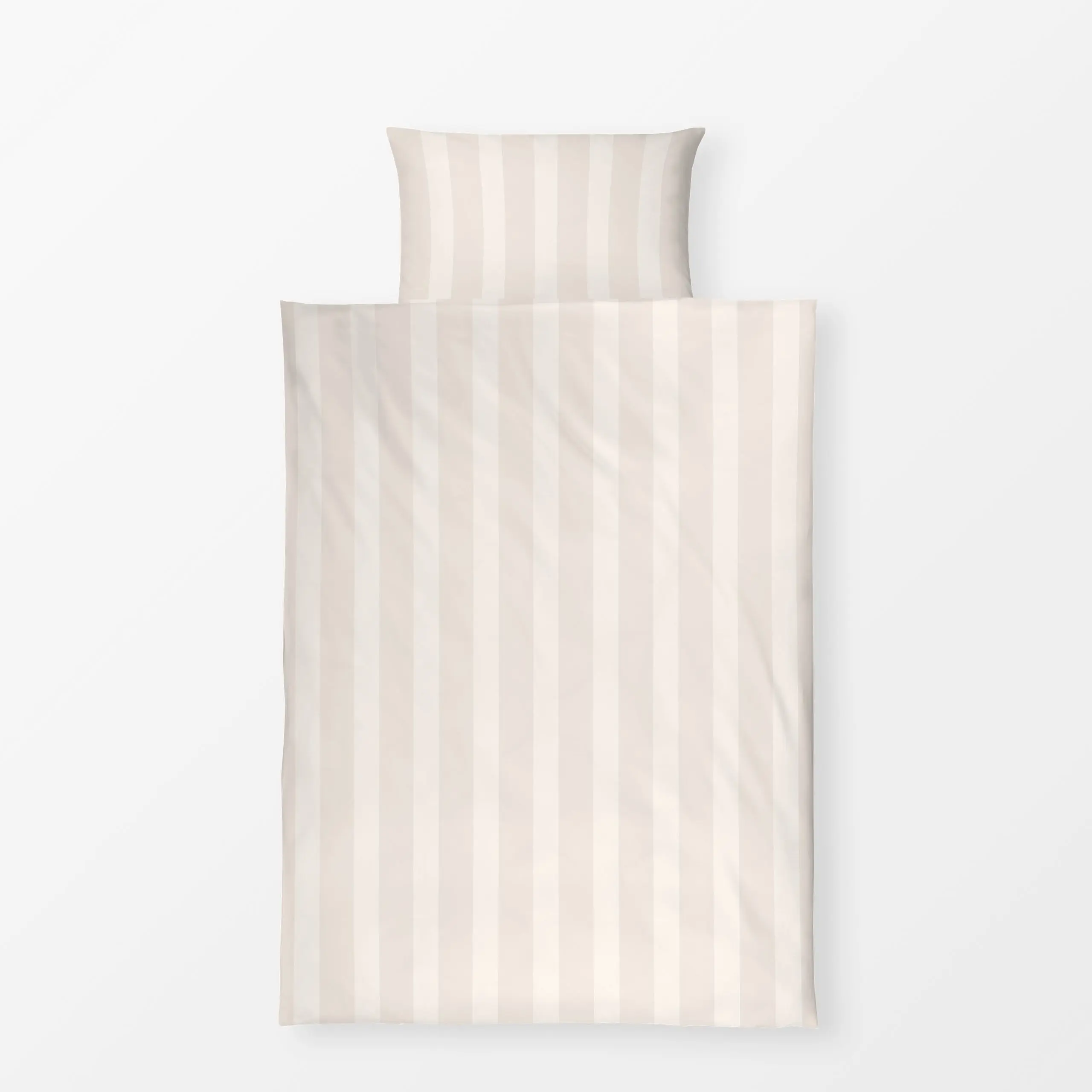 Bettwäsche Soft Beige Vertical Stripes - Symbole & Muster - von „Karen Menzenbach"; Streifen, creme, hell, schlicht, dezent,...
