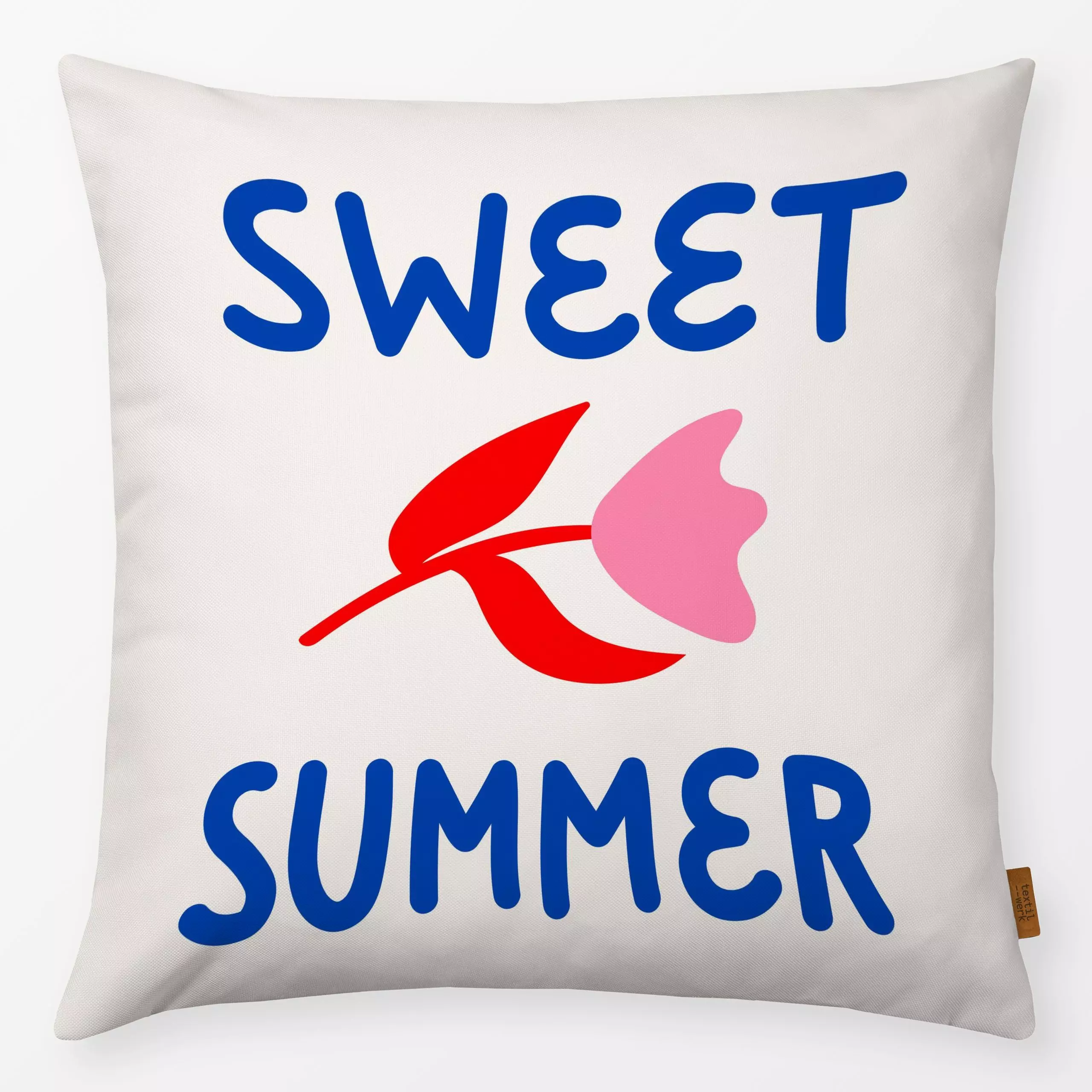 Kissen sweet summer Blue Red - Sommer, Sprüche & Schriftzüge - von „Jana Driver"; Blumen, Sommer, blau, typografie, pink, fl...