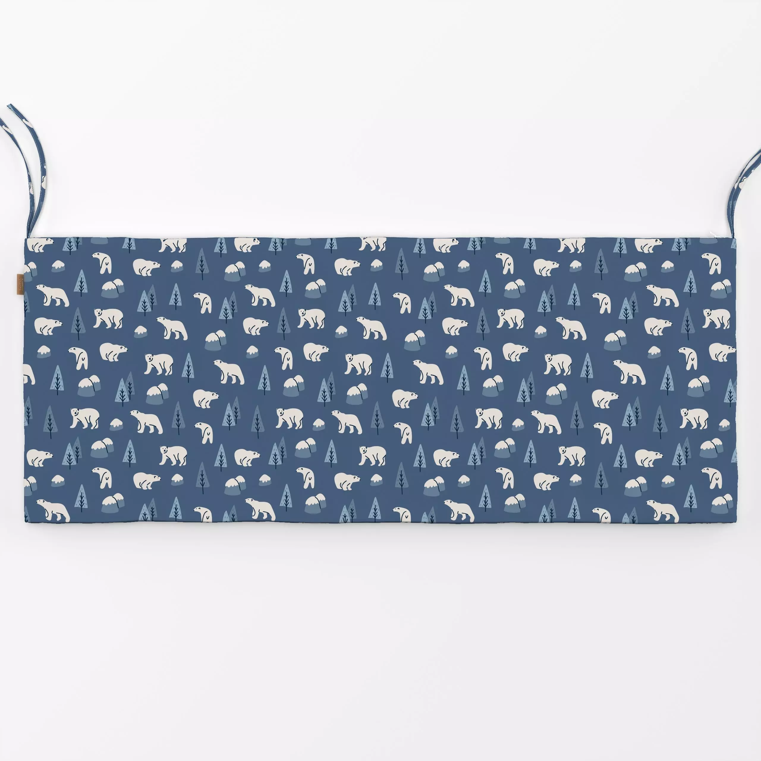 Bankauflage Polar Bear in Winter - Natur & Landschaft, Tiere - von „Sara Maese"; Natur, Bär, blau, tree, Nature, blue, Bear