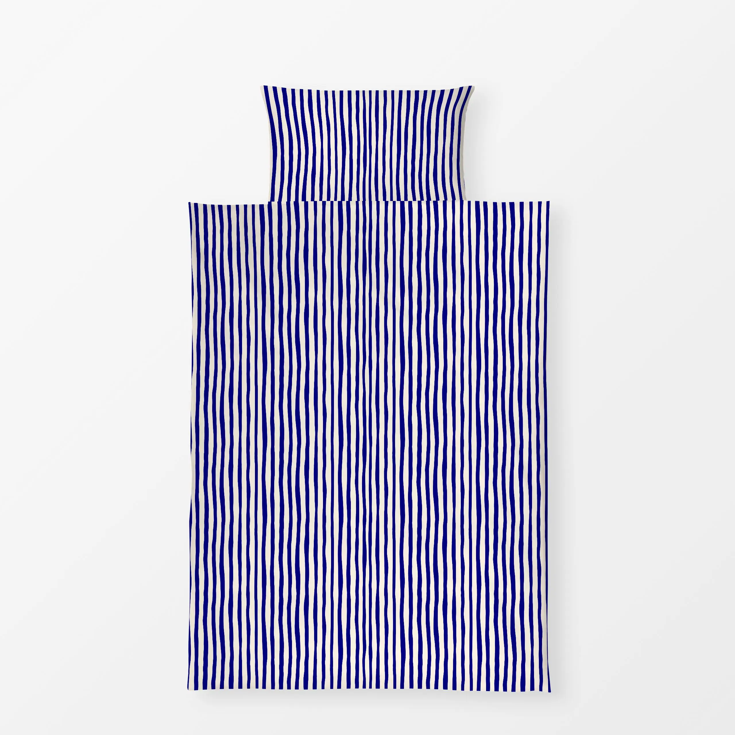 Bettwäsche Santorini Blue & White Stripes - Sommer, Symbole & Muster - von „By Anna Sienna"; Sommer, blau, gestreift, marine...
