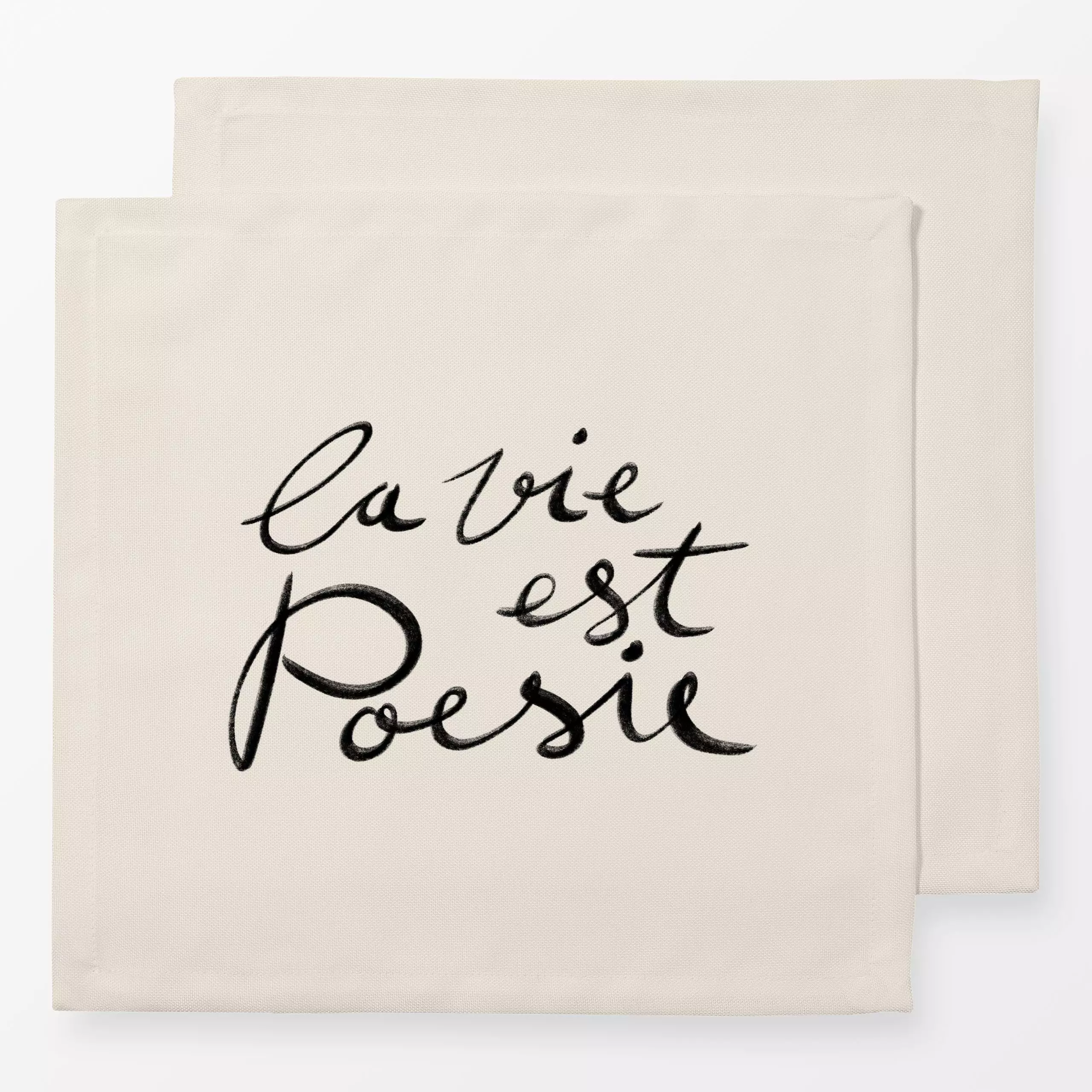 Servietten la vie est poesie - Sprüche & Schriftzüge - von „Studio Kesse"; typografie, schrift, Spruchkissen, handgeschriebe...