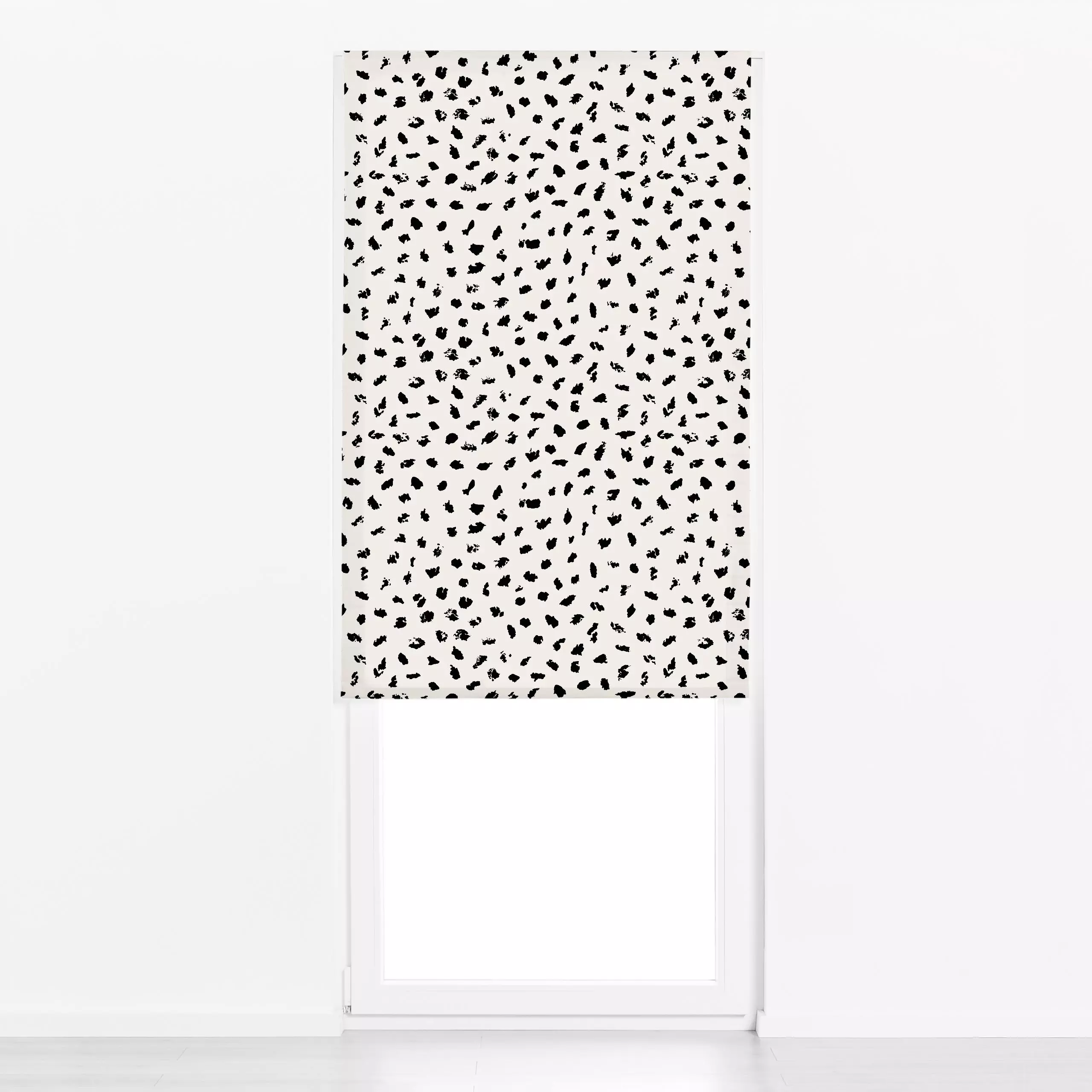 Raffrollo Leo - Symbole & Muster - von „Julia Schumacher"; Muster, schwarz, minimal, Pinsel, abstrakt, Punkte, beige, Leopar...