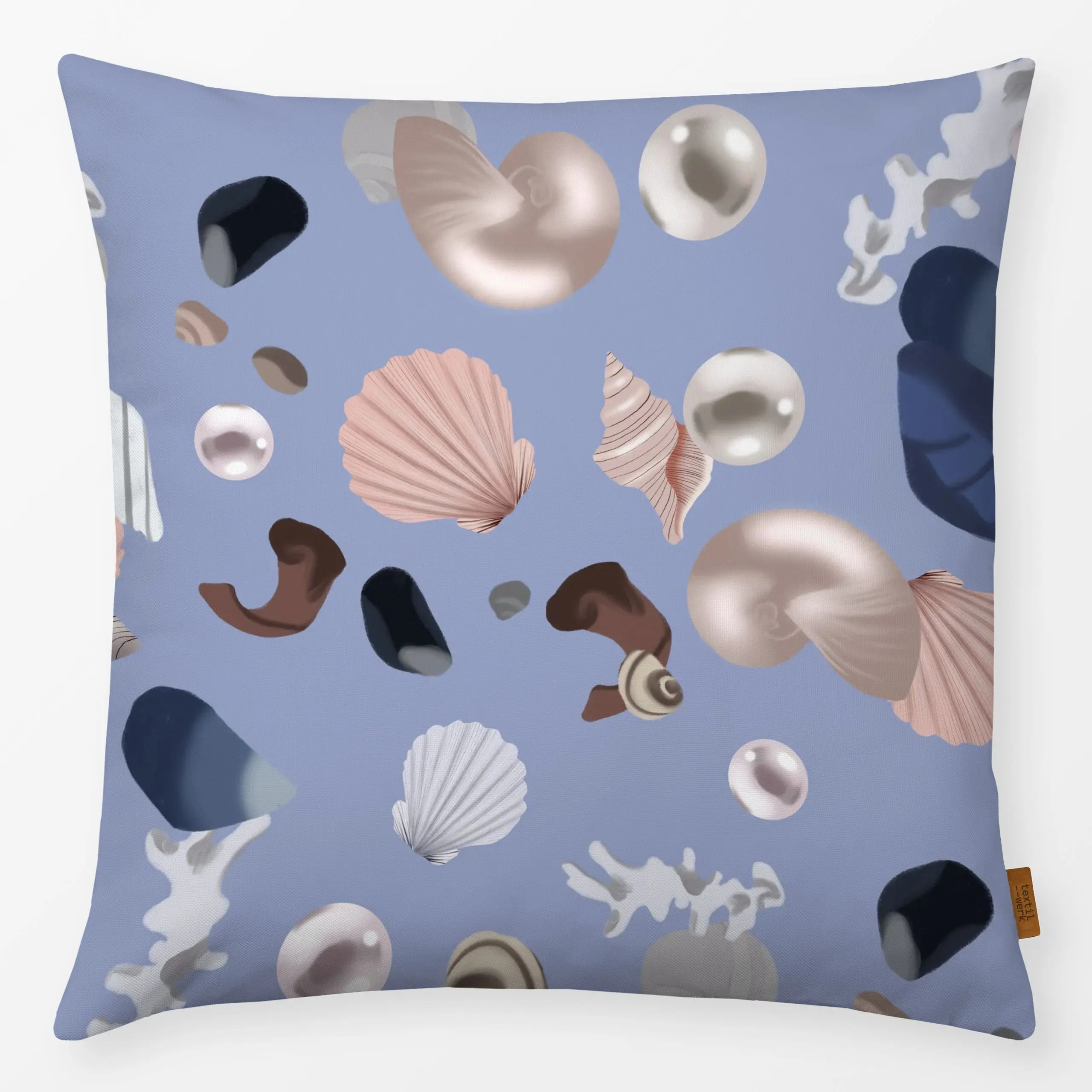 Kissen Muschel Pattern Blau - Natur & Landschaft - von „Sophie Augustin Illustration"; Meer, Strand, Meerestiere, Unterwasse...