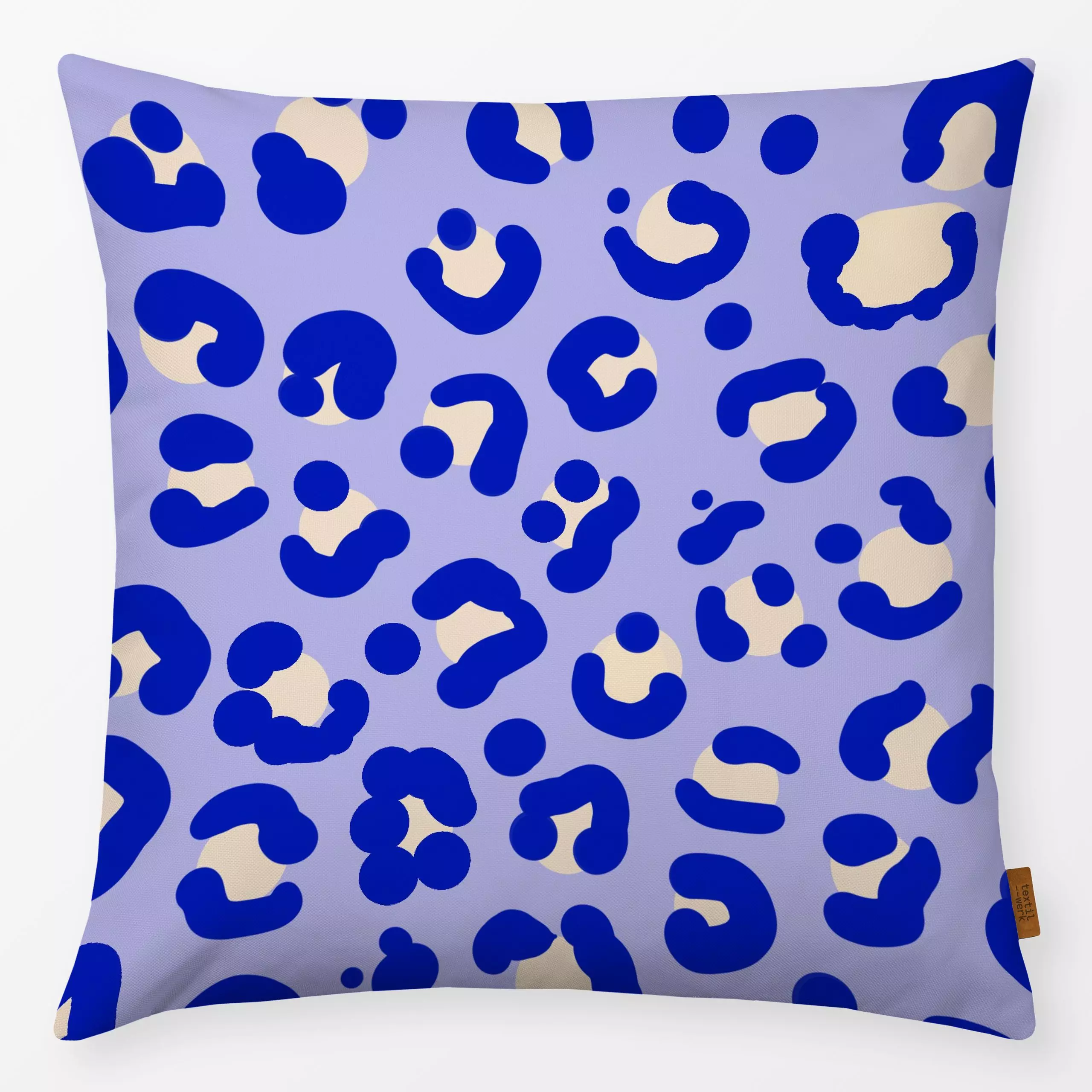 Kissen Leopardenmuster lila blau - Tiere, Symbole & Muster, Retro & Vintage - von „Julia Reyelt"; Leo, Leopard, fun, farbenf...