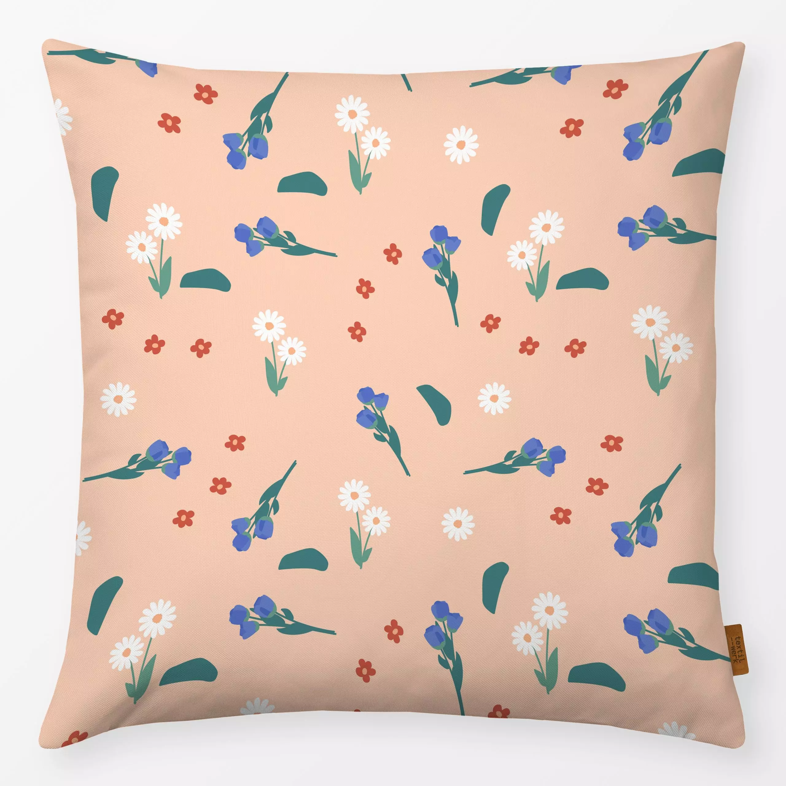 Kissen Blumenwiese peach - Blumen & Florales, Frühling - von „Jana Moßmann"; Garten, Wiese, floral, Blumenwiese, Millefleur,...