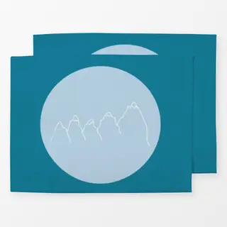 Tischset Bergsommer Berge blau