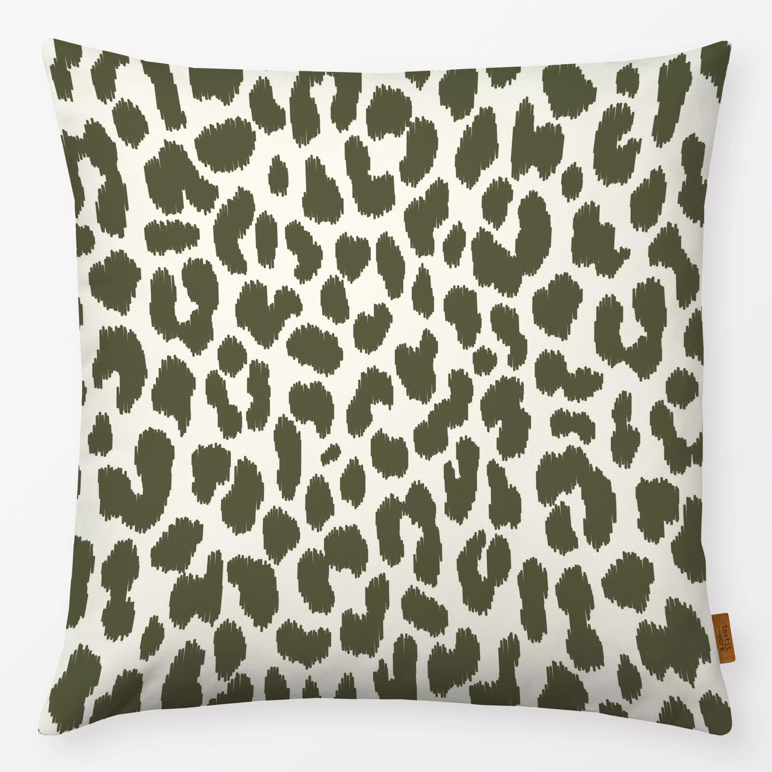 Kissen SAFARI Animal Leo Ikat 1 - Frühling, Sommer, Symbole & Muster - von „Primus Pattern"; Leo, Leopard, animal, ikat, ani...