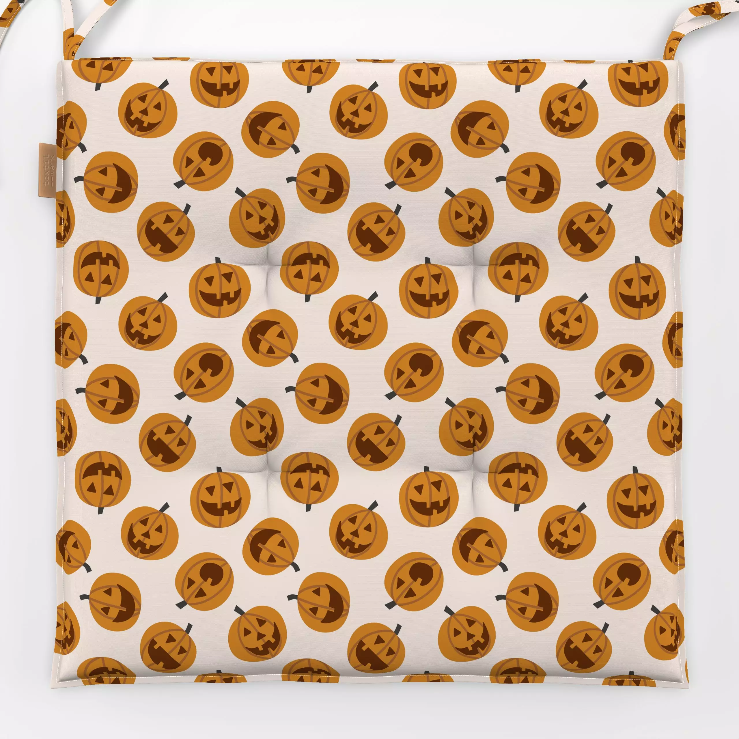 Sitzkissen Pumpkin Polkadot beige - Herbst, Symbole & Muster - von „Kathrin Woo"; Muster, Punkte, verspielt, Dots, Herbstdek...