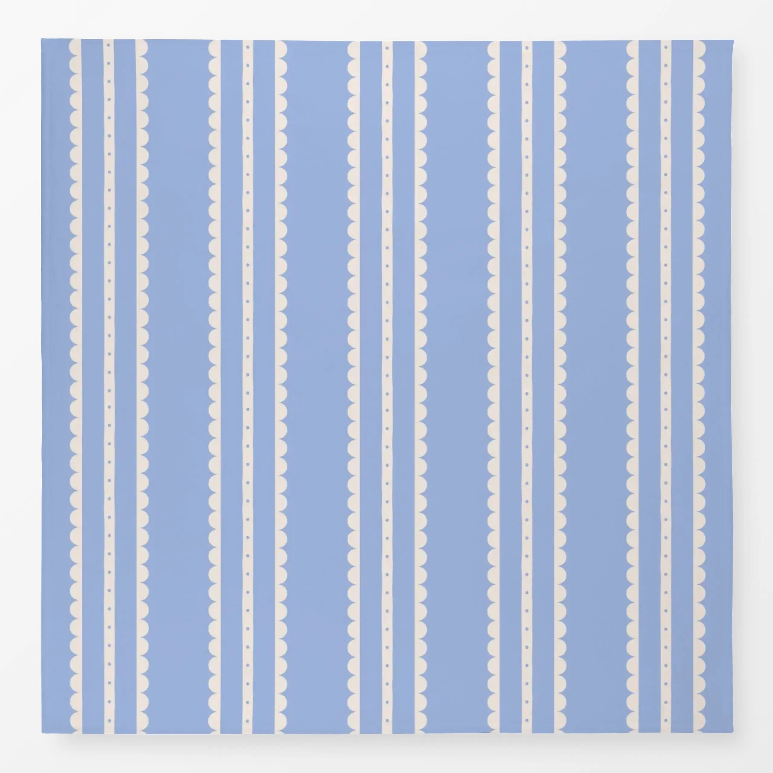 Tischdecke Spitzenstreifen Blau - Frühling, Sommer, Symbole & Muster - von „DEINKI"; Streifen, niedlich, wellen, organisch, ...