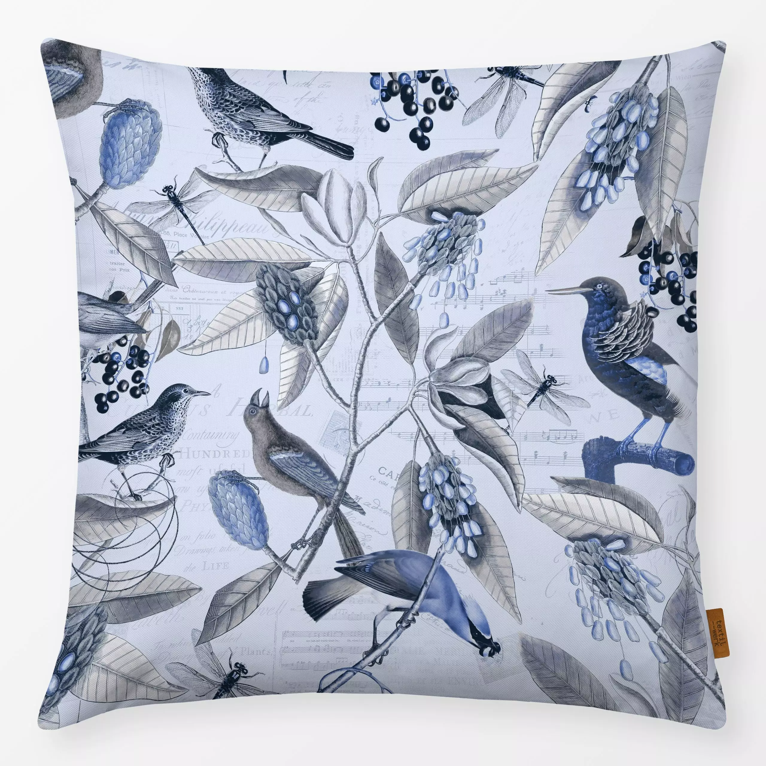 Kissen Nostalgic Magnolia Birds Blue - Blumen & Florales, Tiere - von „Andrea Haase"; Natur, vintage, typografie, botanik, N...
