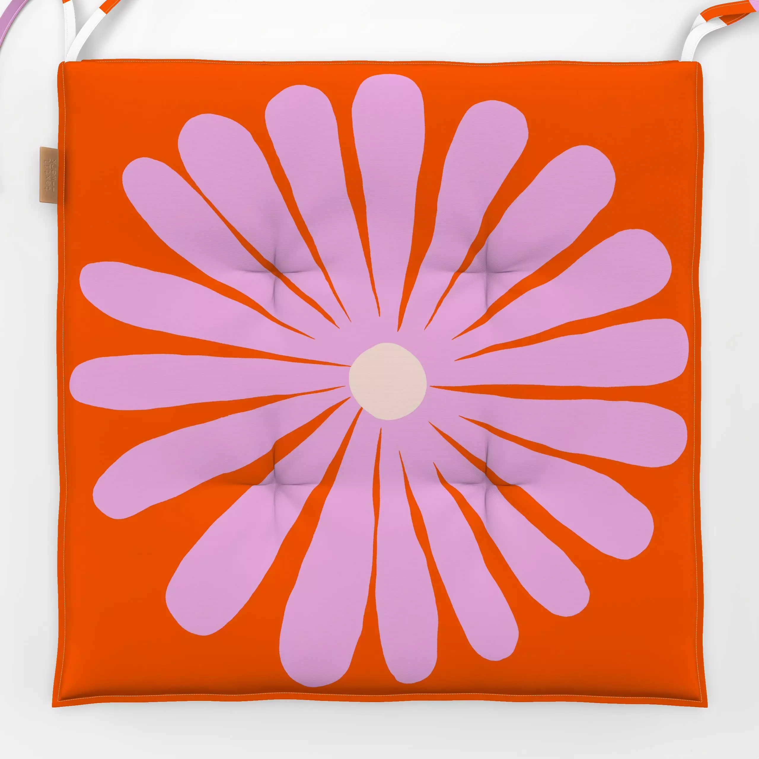 Sitzkissen Blume - Blumen & Florales, Sommer, Symbole & Muster - von „Julia Schumacher"; Kissen, Kamille, floral, pink, colo...