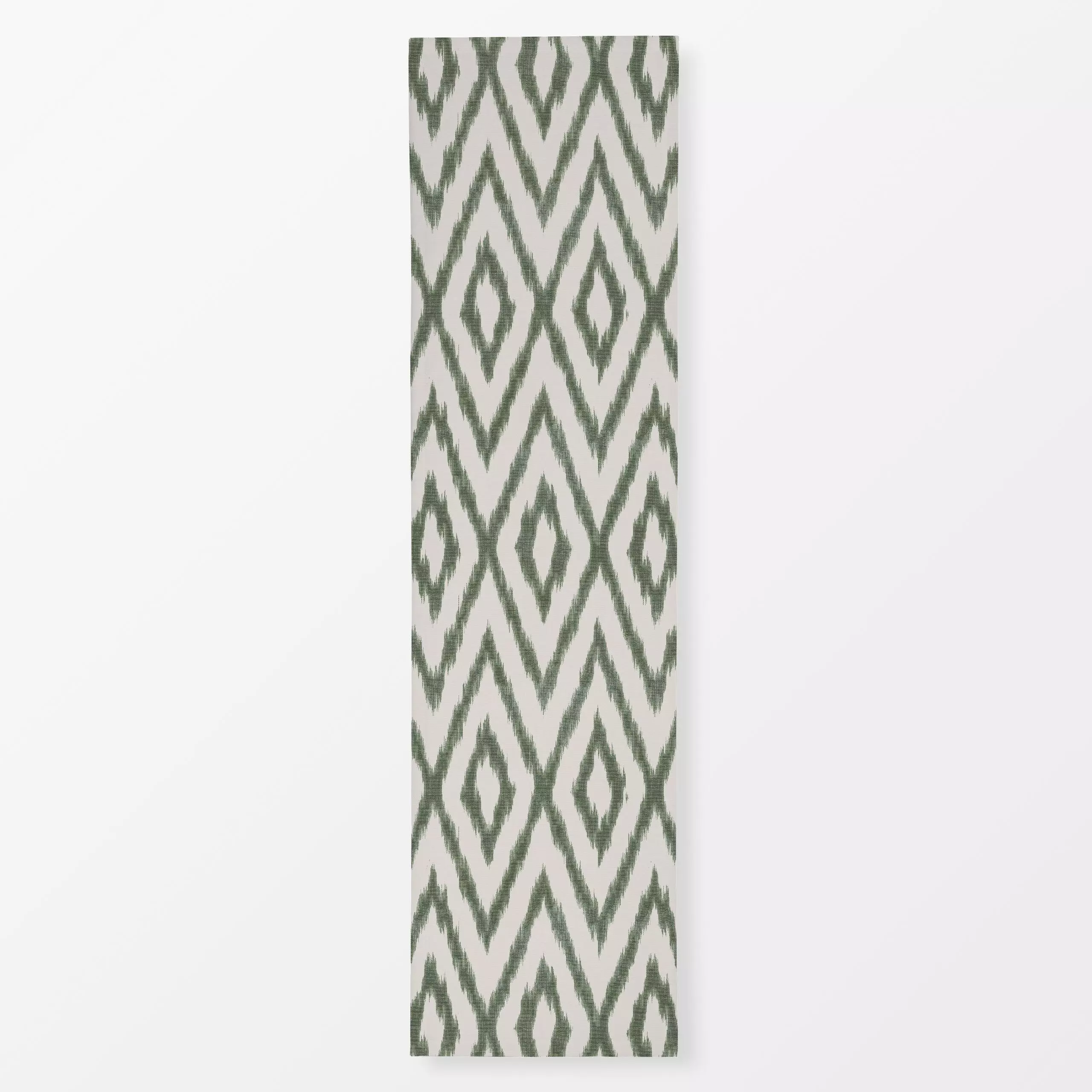 Tischläufer Ikat Green, gemustert, von Studio Kesse