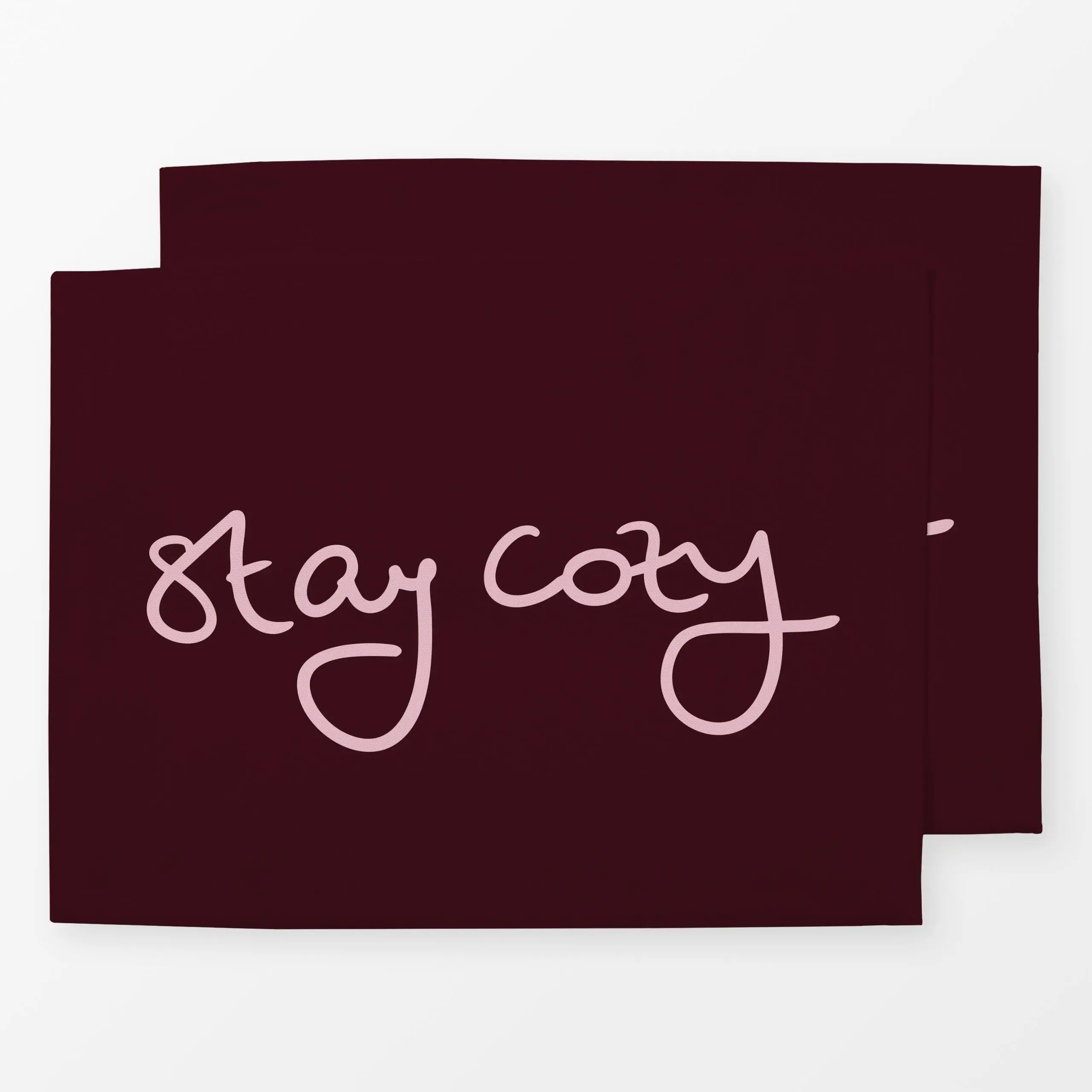 Tischset Stay Cozy berry - Herbst, Sprüche & Schriftzüge, Winter - von „Karen Menzenbach"; Home, Hygge, Cozy, Spruchkissen, ...