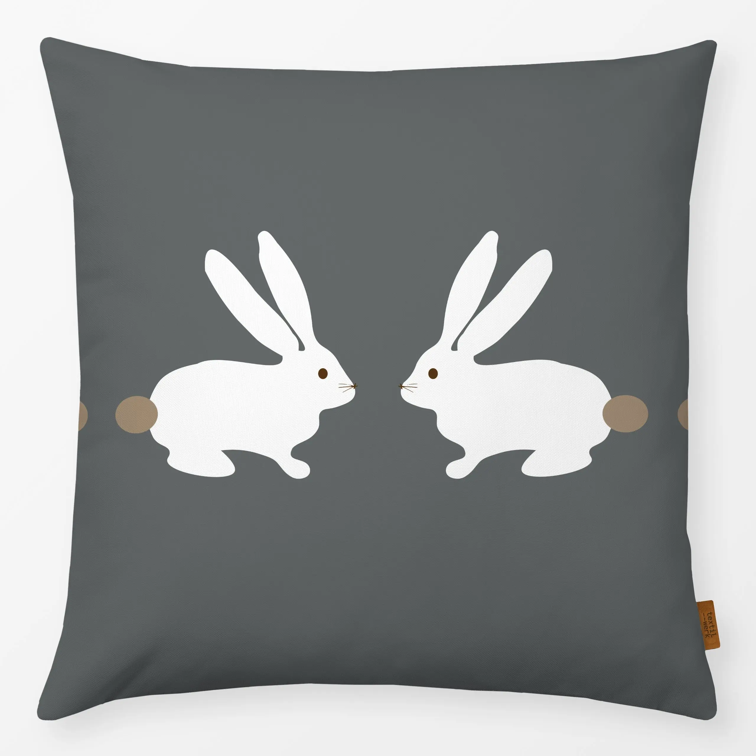 Kissen Zwei Osterhasen Weiß Grau - Frühling, Tiere, Ostern - von „Alisa Knöß"; skandinavisch, Ostern, Fruehling, Osterdekora...
