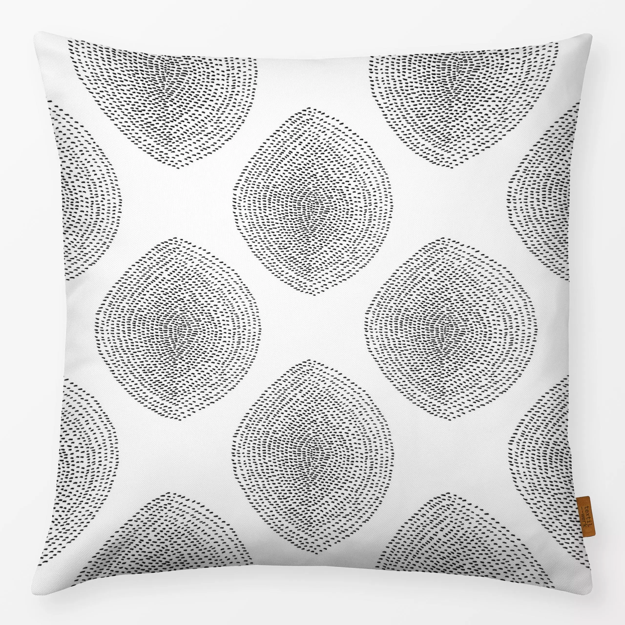 Kissen Jumbo Stripy Boho Drop - Symbole & Muster - von „Julia Schumacher"; boho, minimal, Linien, abstrakt, graphisch, skand...