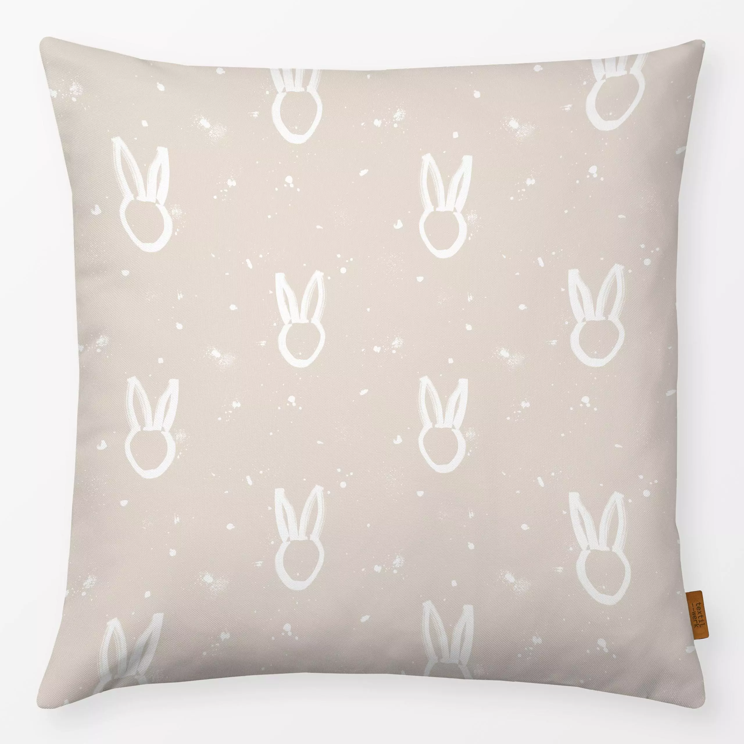 Kissen Osterhase mit Punkten 3 - Frühling - von „Primus Pattern"; Punkte, Sand, Hase, beige, Ostern, gepunktet, splash, east...
