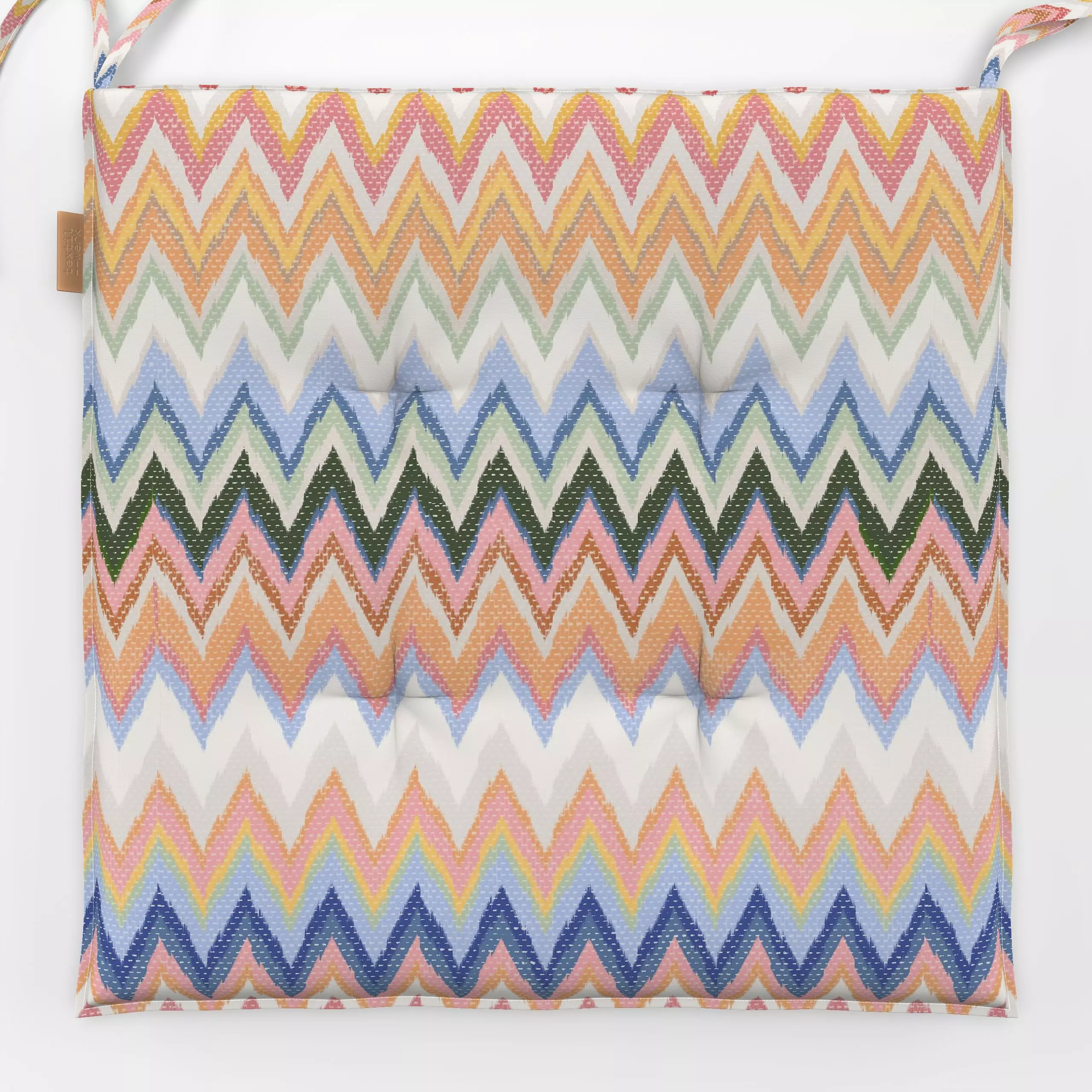 Sitzkissen Chevron Ikat Multicolor - Symbole & Muster, Reise - von „Studio Kesse"; marrakesch, marrokko, boho, Streifen, bun...