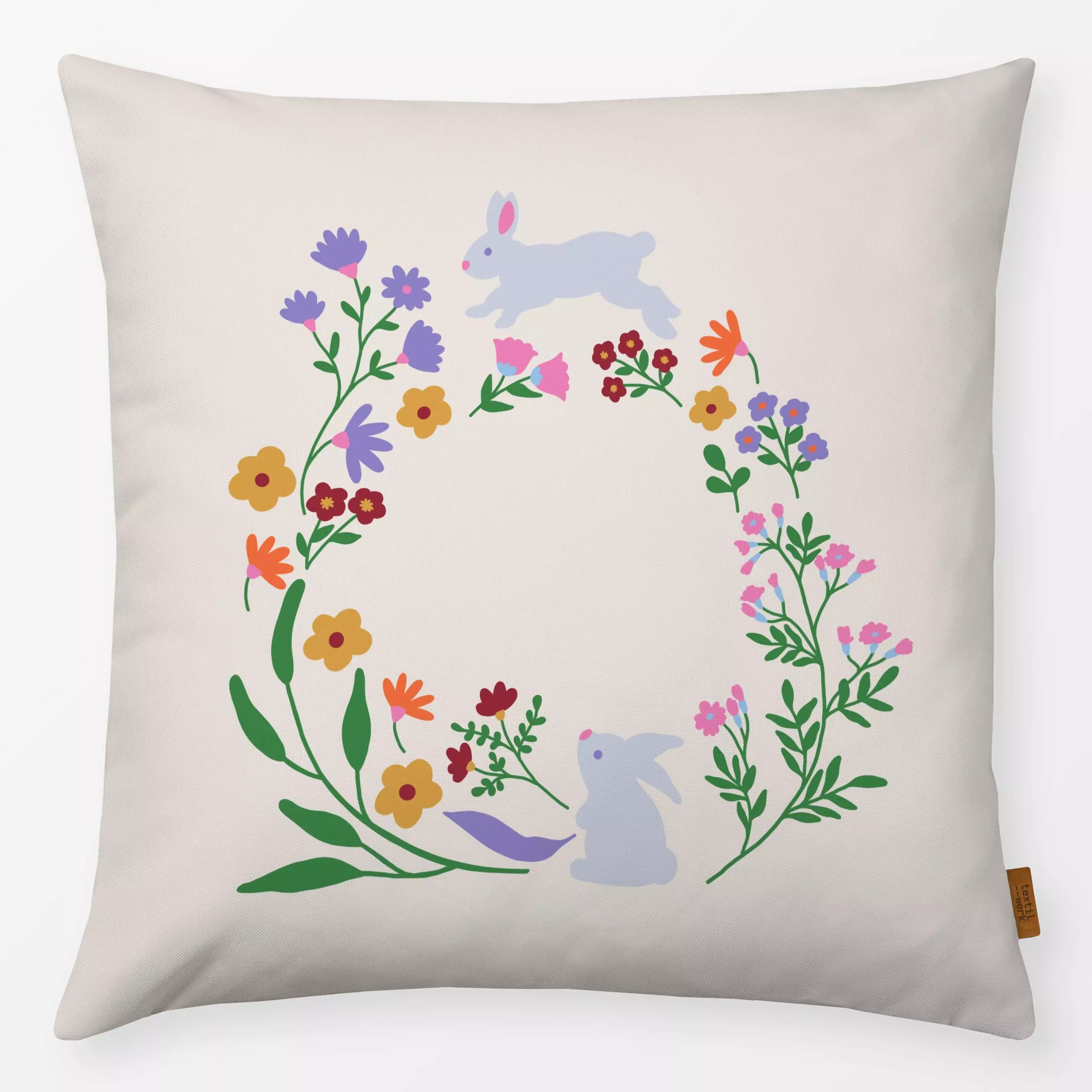 Kissen Kranz Ostern - Blumen & Florales, Frühling - von „textilwerk"; Illustration, skandinavisch, beige, Ostern, minimalist...