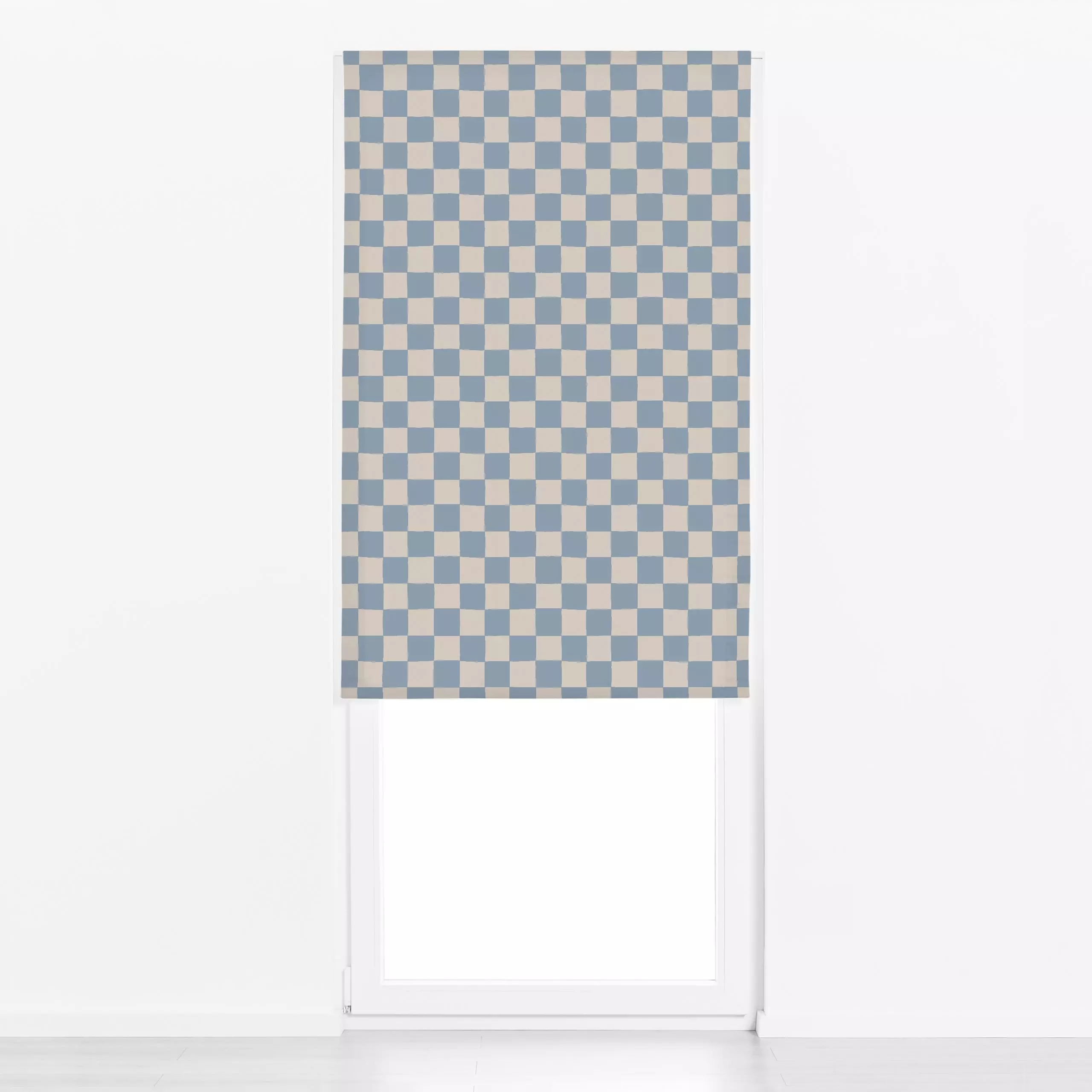 Raffrollo Schachbrett Blau Beige - Symbole & Muster - von „Studio Kesse"; minimal, Linien, Hygge, Karo, landhaus, Herbstdeko...
