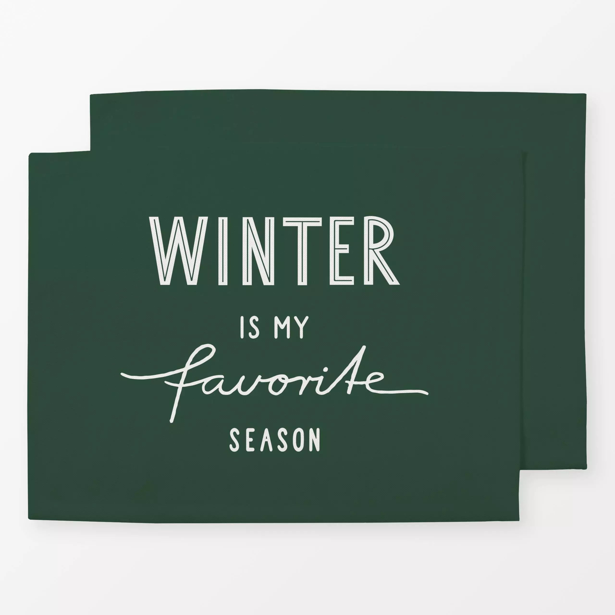 Tischset Winter Season dunkelgrün - Sprüche & Schriftzüge, Winter - von „Kathrin Woo"; Weihnachten, Winter, typografie, wint...