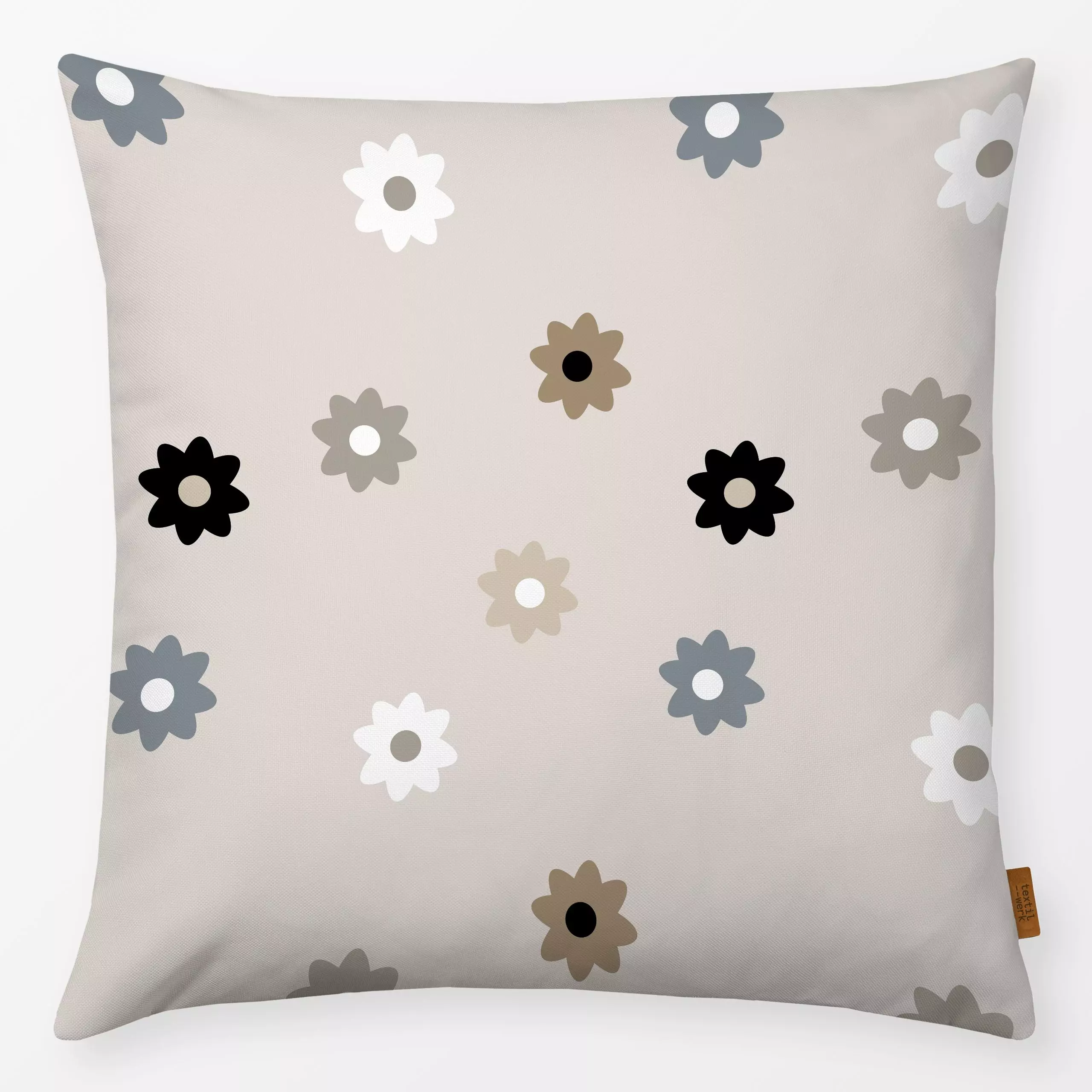Kissen Frühlingsblumenmuster Beige - Blumen & Florales, Frühling - von „Alisa Knöß"; skandinavisch, Garten, outdoor, Blumenm...