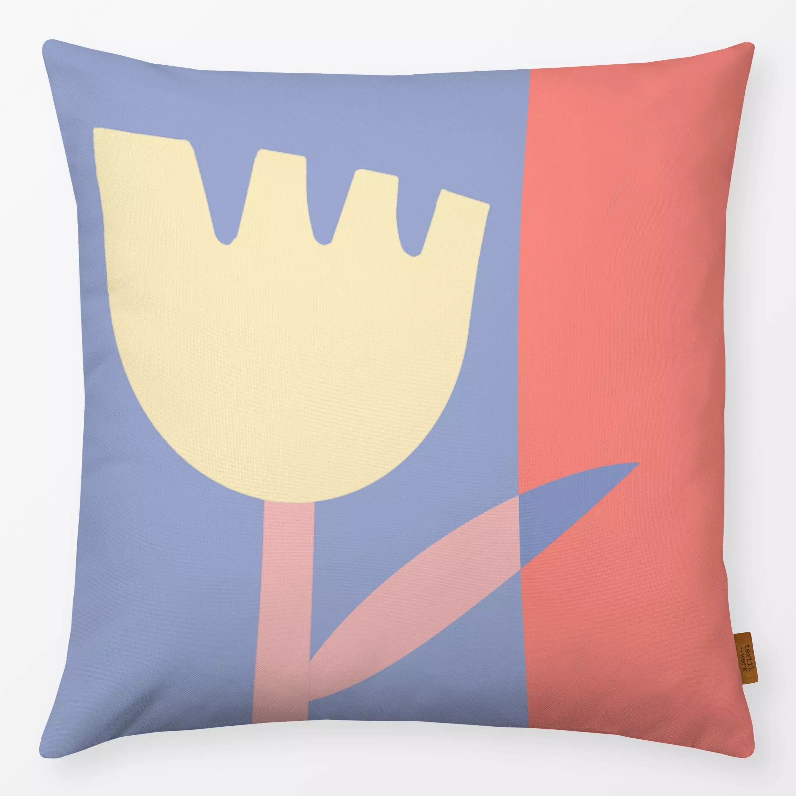 Kissen Blümerant/lila - Frühling, Sommer, Symbole & Muster - von „Buttablume"; minimal, skandinavisch, Blumen, Abstrakt, mod...