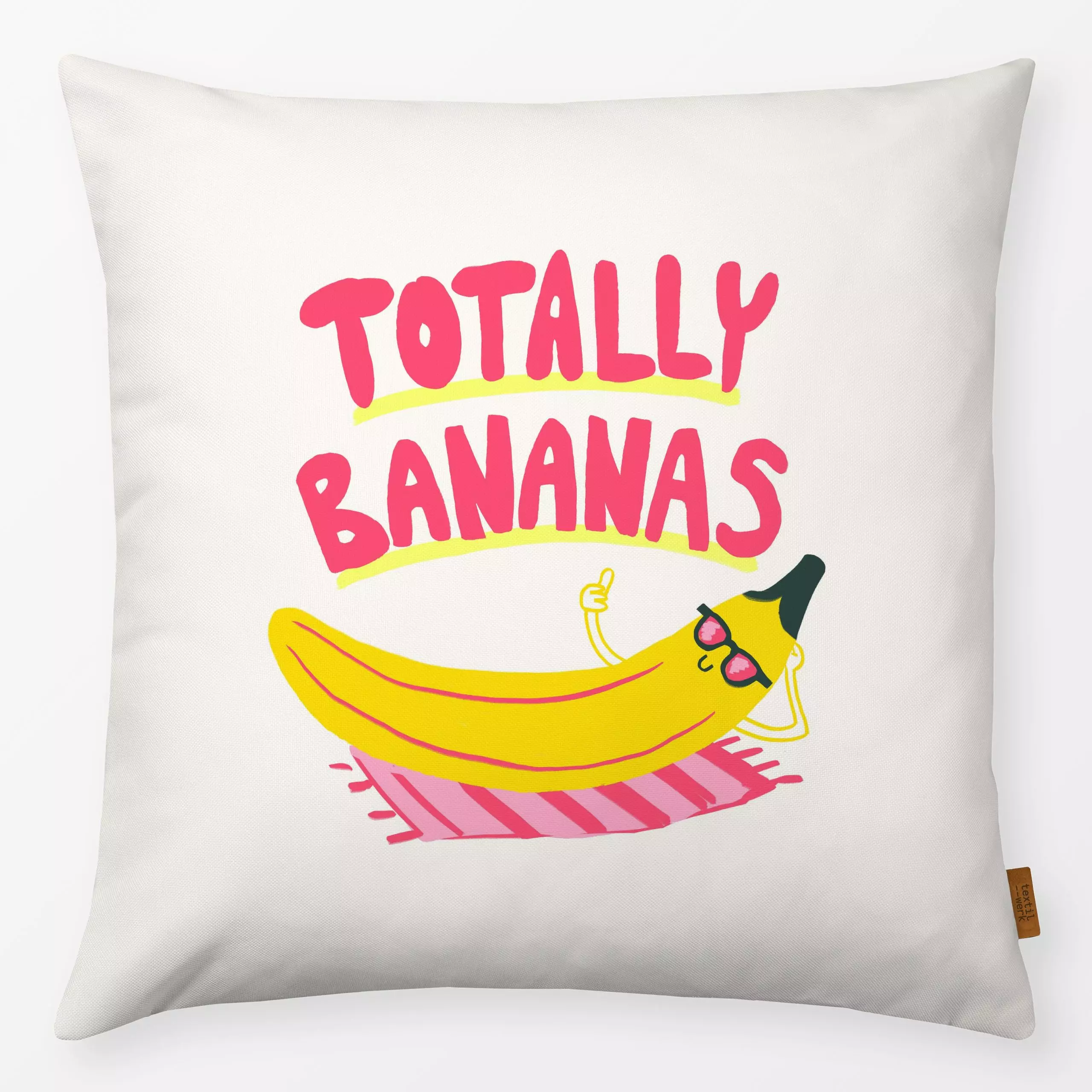Kissen Totally bananas - Sommer, Sprüche & Schriftzüge, Früchte - von „Janna Schipper"; Obst, Strand, Bananen, pink, cool, f...