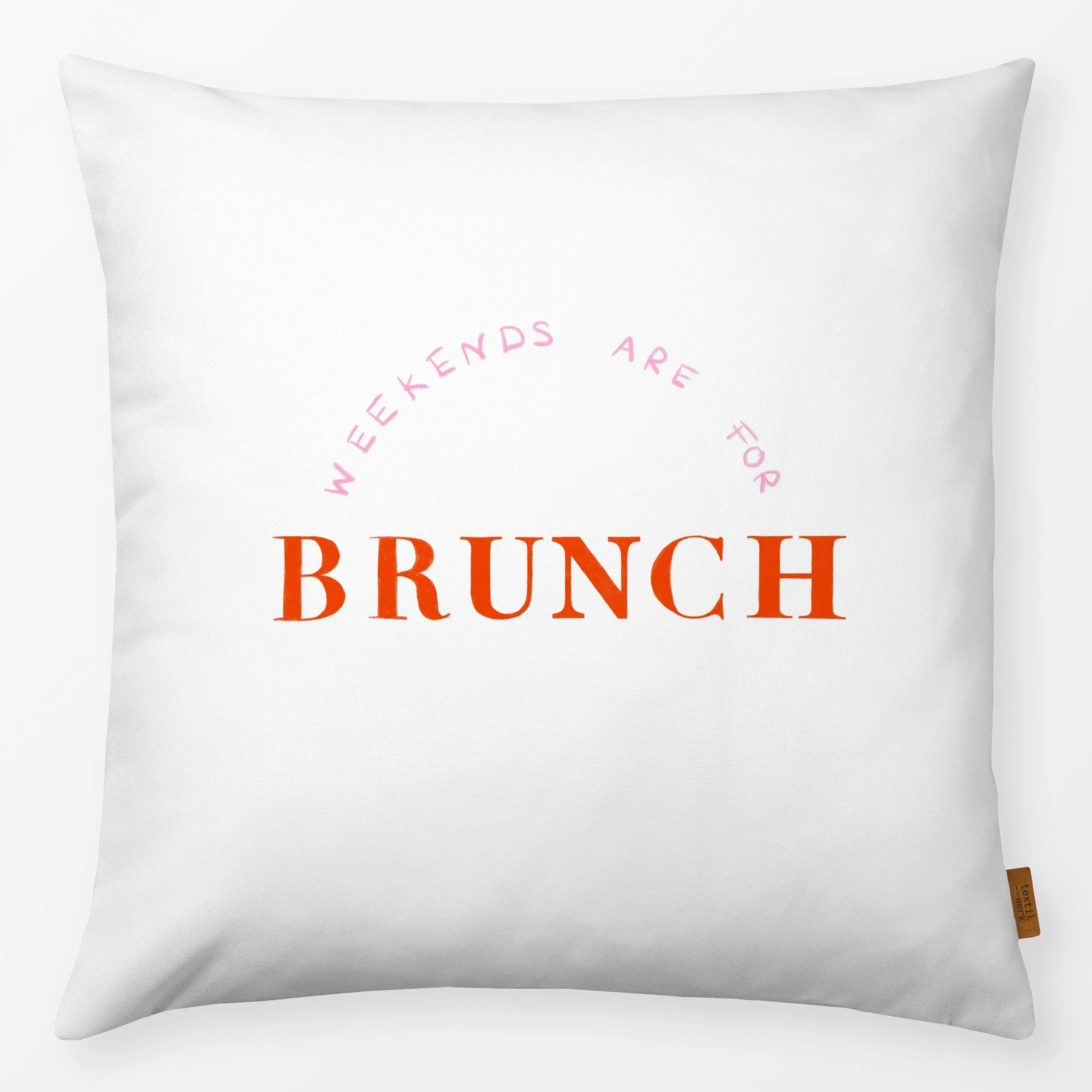Kissen Weekend Brunch - Sprüche & Schriftzüge, Küche, Essen & Trinken - von „Sophie Augustin Illustration"; modern, typograf...