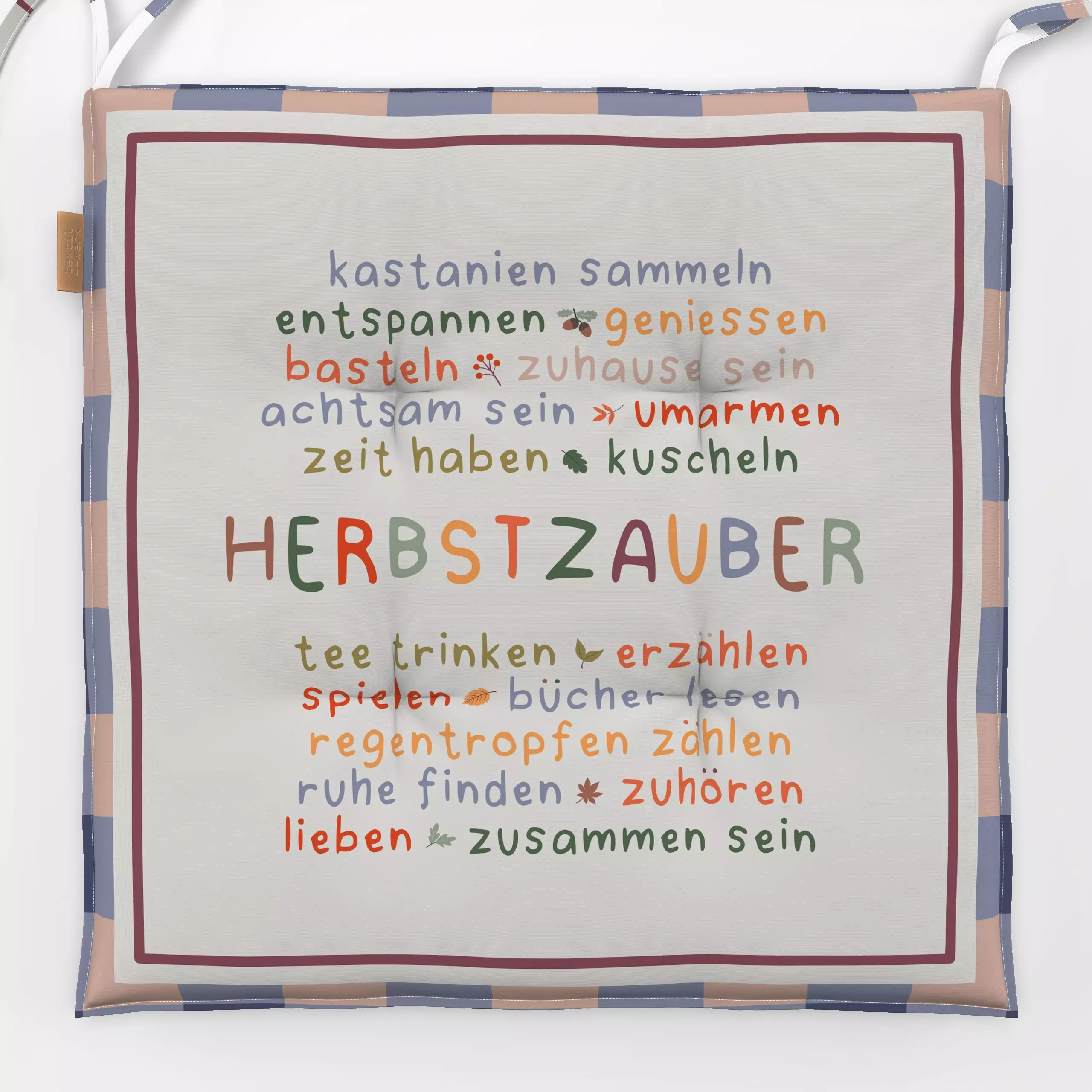 Sitzkissen Herbstzauber Gefühl mit Karo - Herbst, Sprüche & Schriftzüge - von „Heyduda"; Hygge, Herbst, Herbstdeko, Familie,...