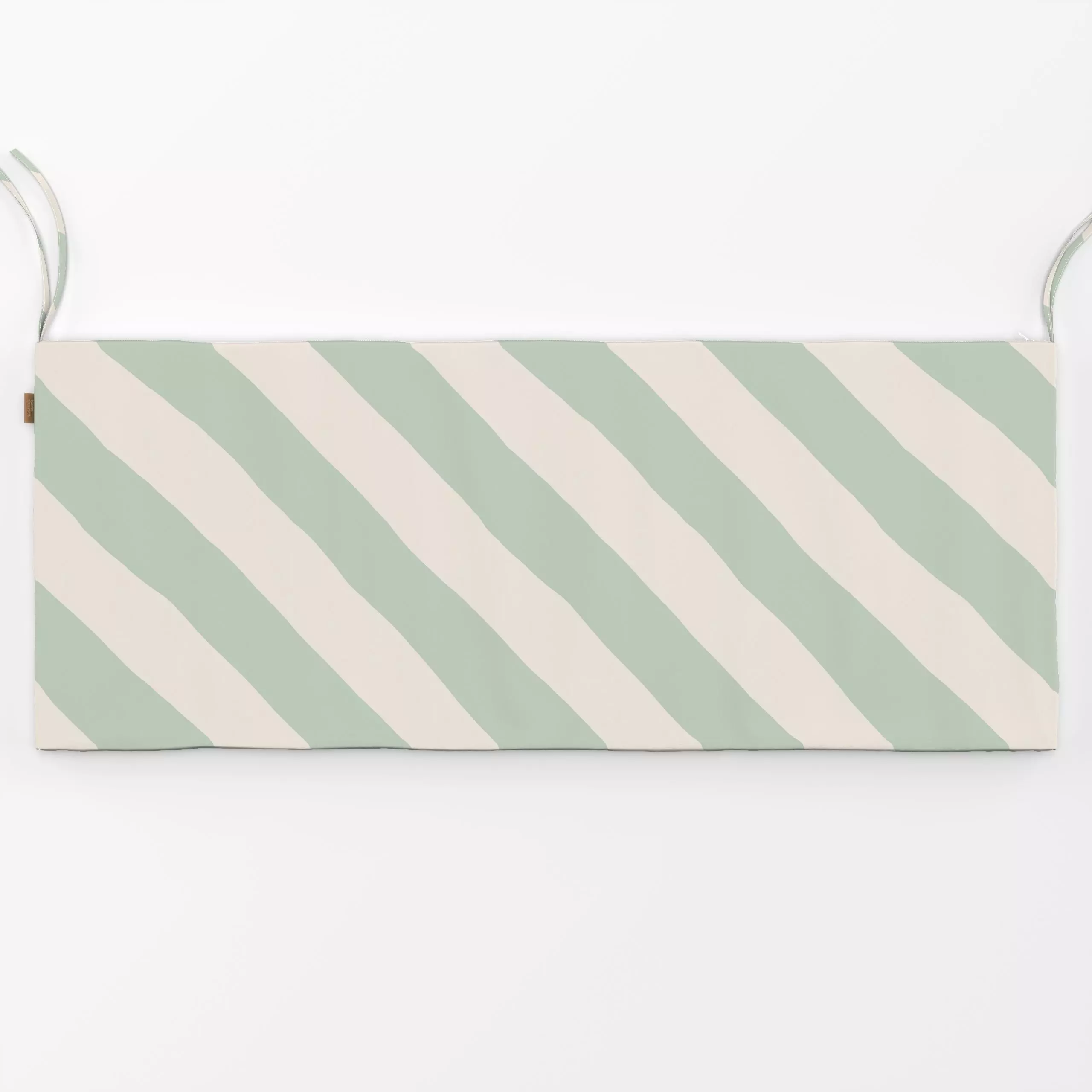 Bankauflage Streifen Diagonal hellgrün - Symbole & Muster - von „Studio Kesse"; Linien, Streifen, Garten, gestreift, Gartend...