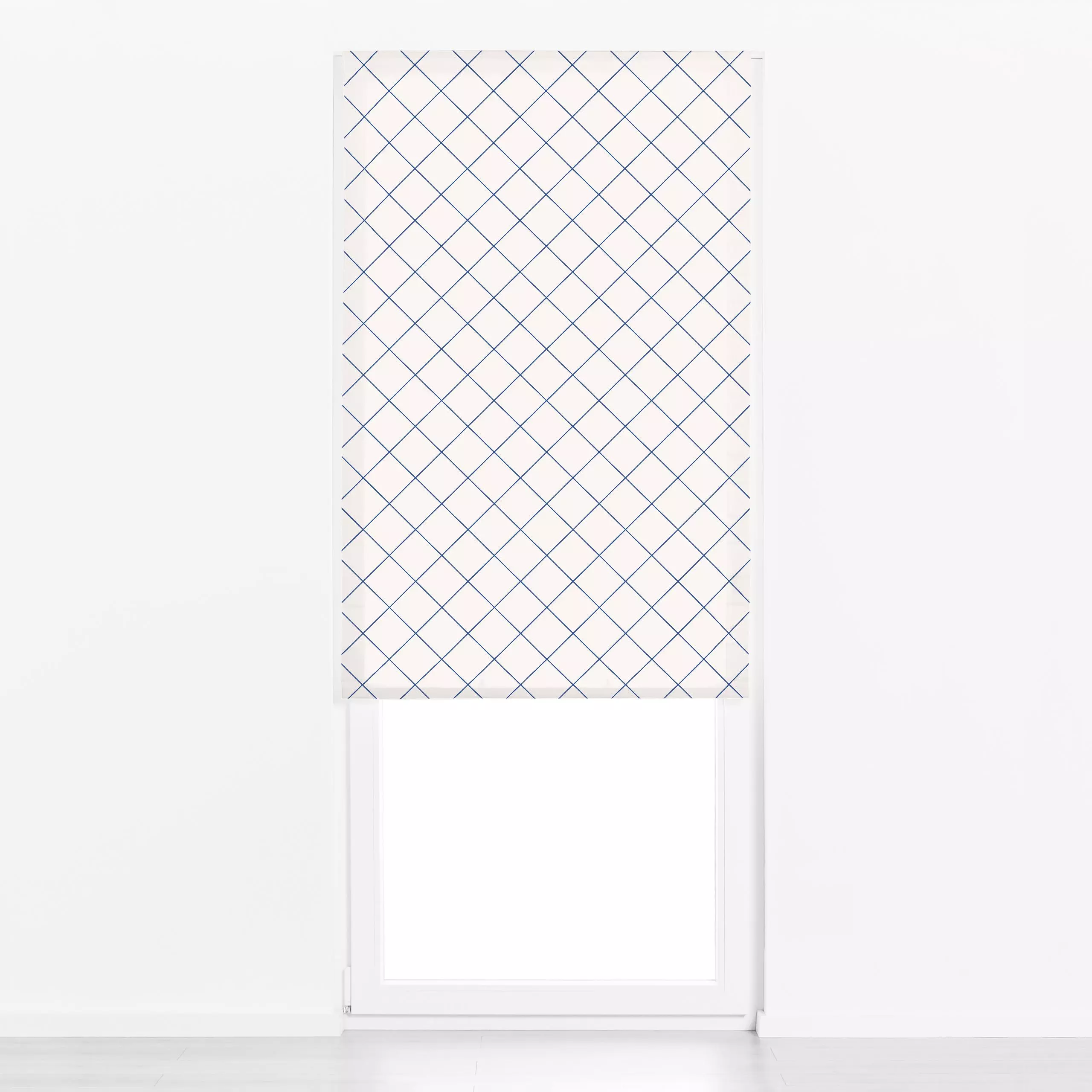Raffrollo Karos Blau Beige - Sommer, Symbole & Muster - von „Kathrin Woo"; Muster, minimal, Hygge, modern, grid, maritim, Ka...