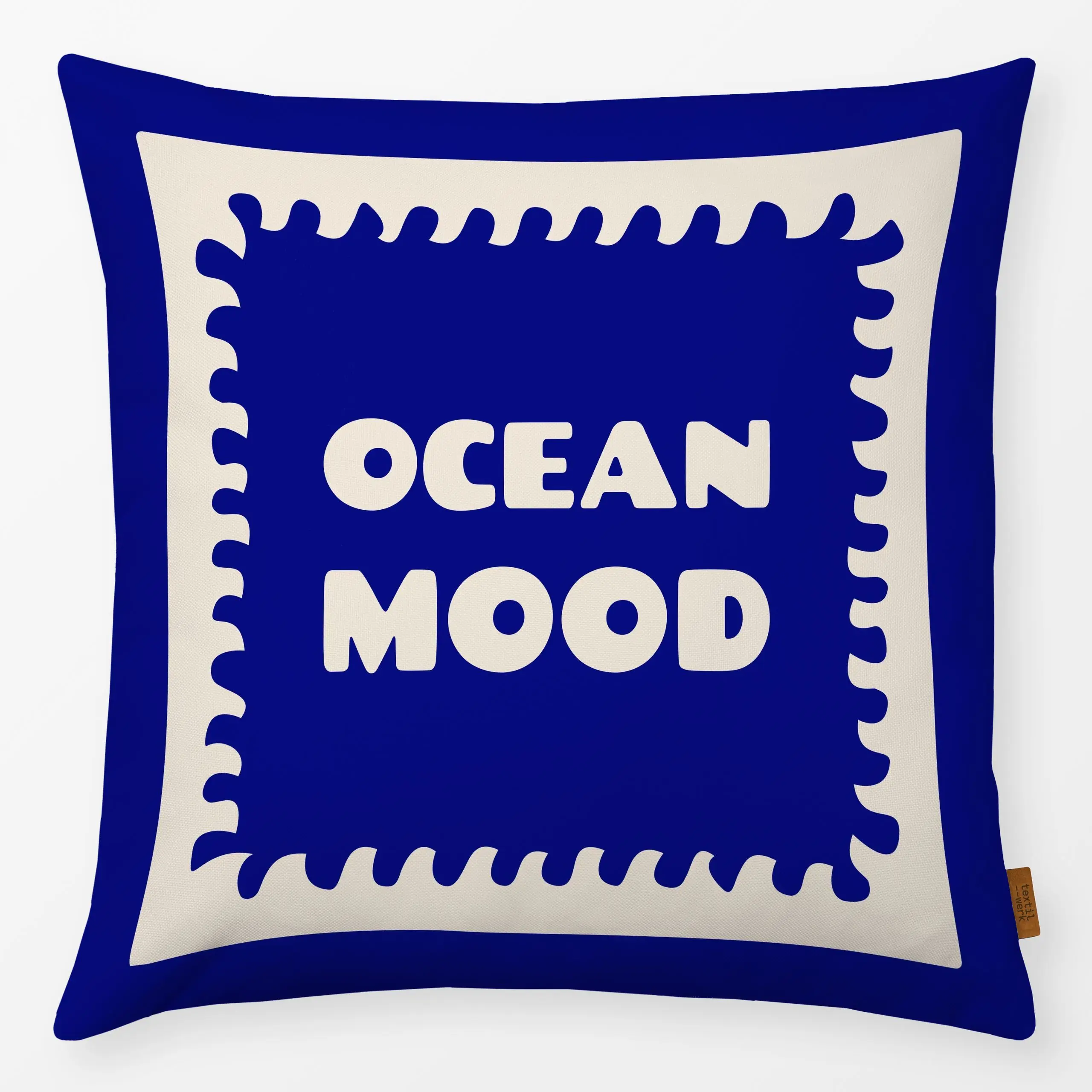 Kissen Ocean Mood - Natur & Landschaft, Sommer, Sprüche & Schriftzüge - von „Karen Menzenbach"; abstrakt, Sommer, grafisch, ...