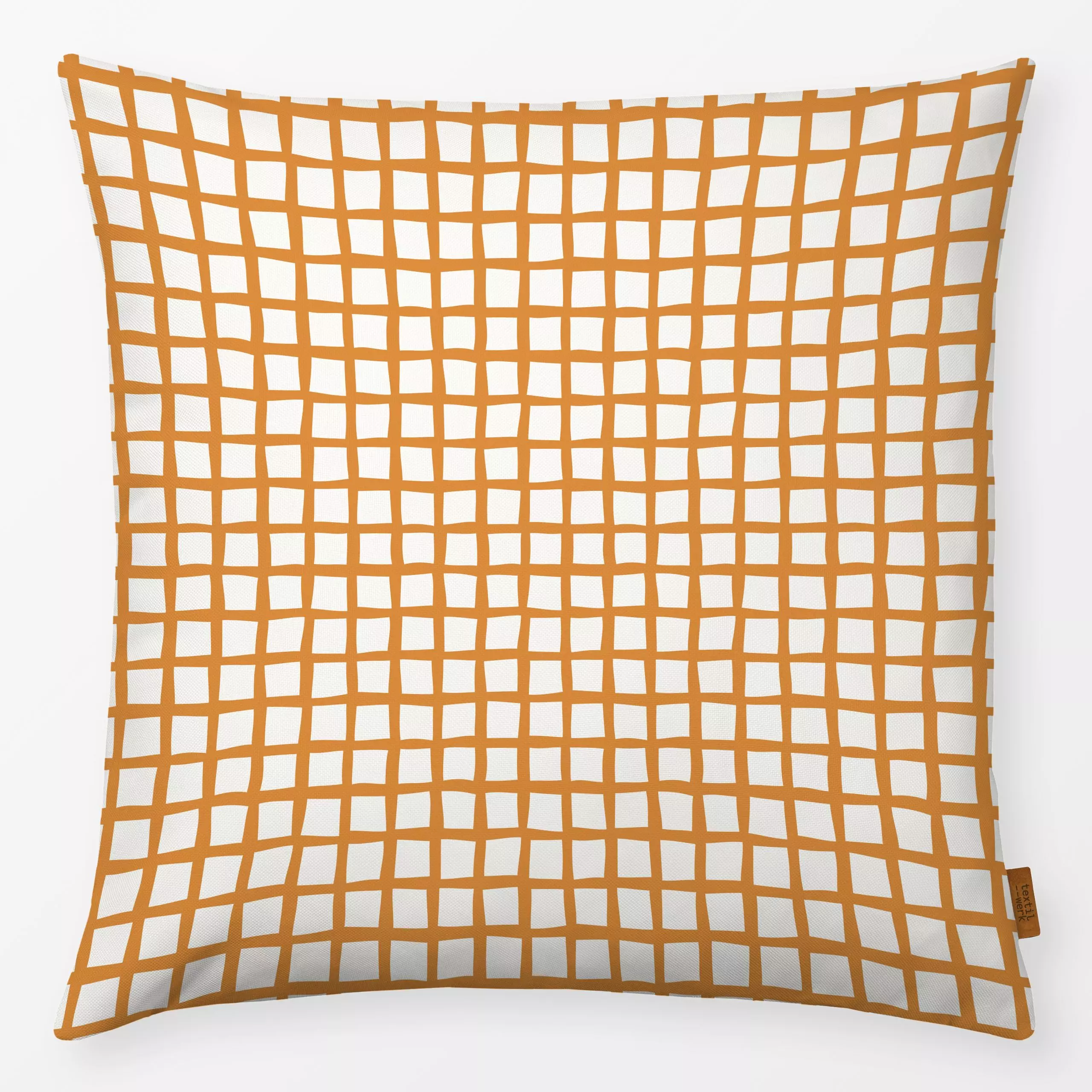 Kissen Wonky Grid beige orange - Symbole & Muster - von „Kathrin Woo"; Geometrisch, Hygge, modern, landhaus, Karos, kariert,...
