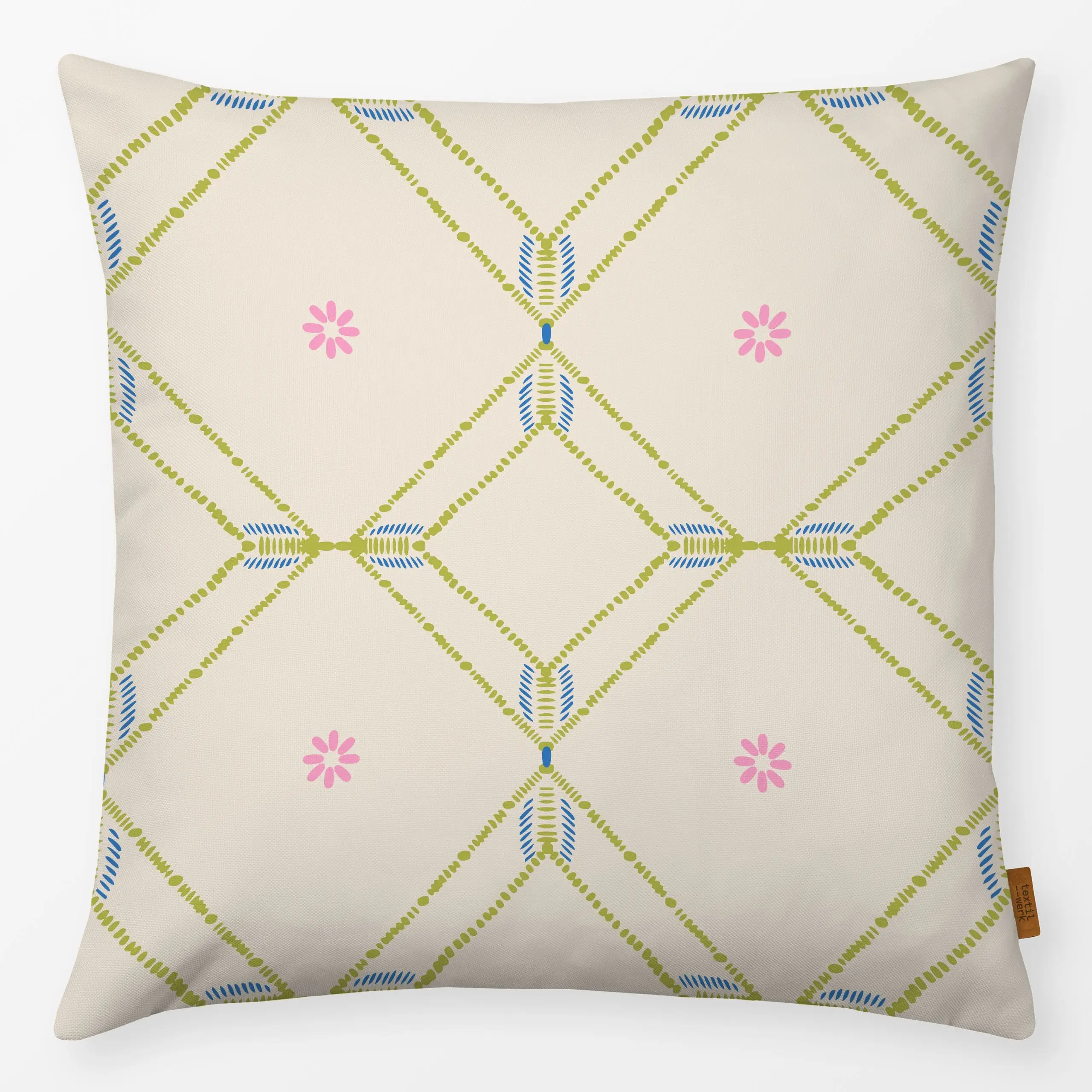 Kissen Diamond Floral Tile green - Blumen & Florales, Sommer, Symbole & Muster - von „Patries Elisabeth"; floral, mediterran...