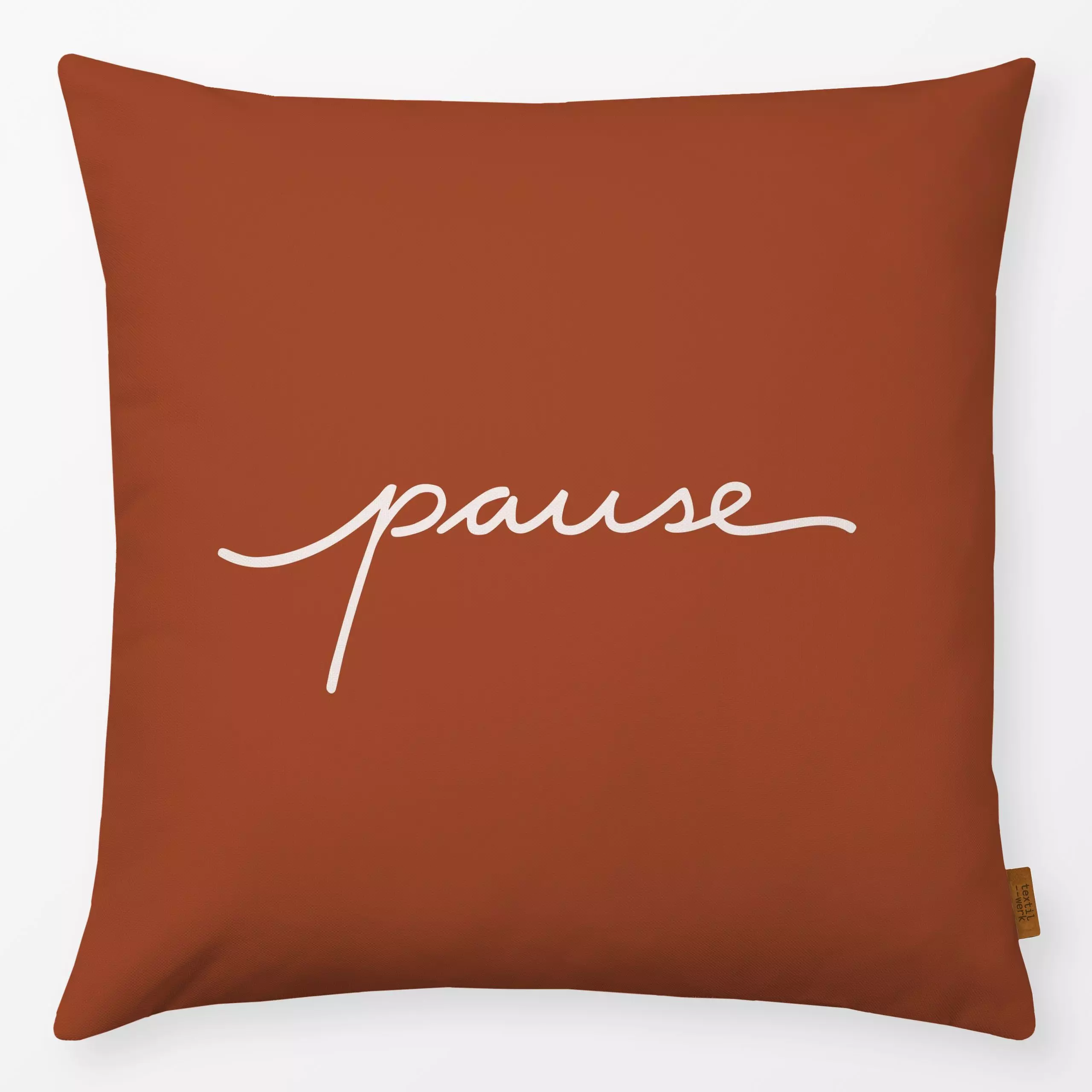 Kissen Pause Play Wendekissen Braun - Herbst, Sprüche & Schriftzüge, Anlässe - von „Kathrin Woo"; boho, modern, typografie, ...
