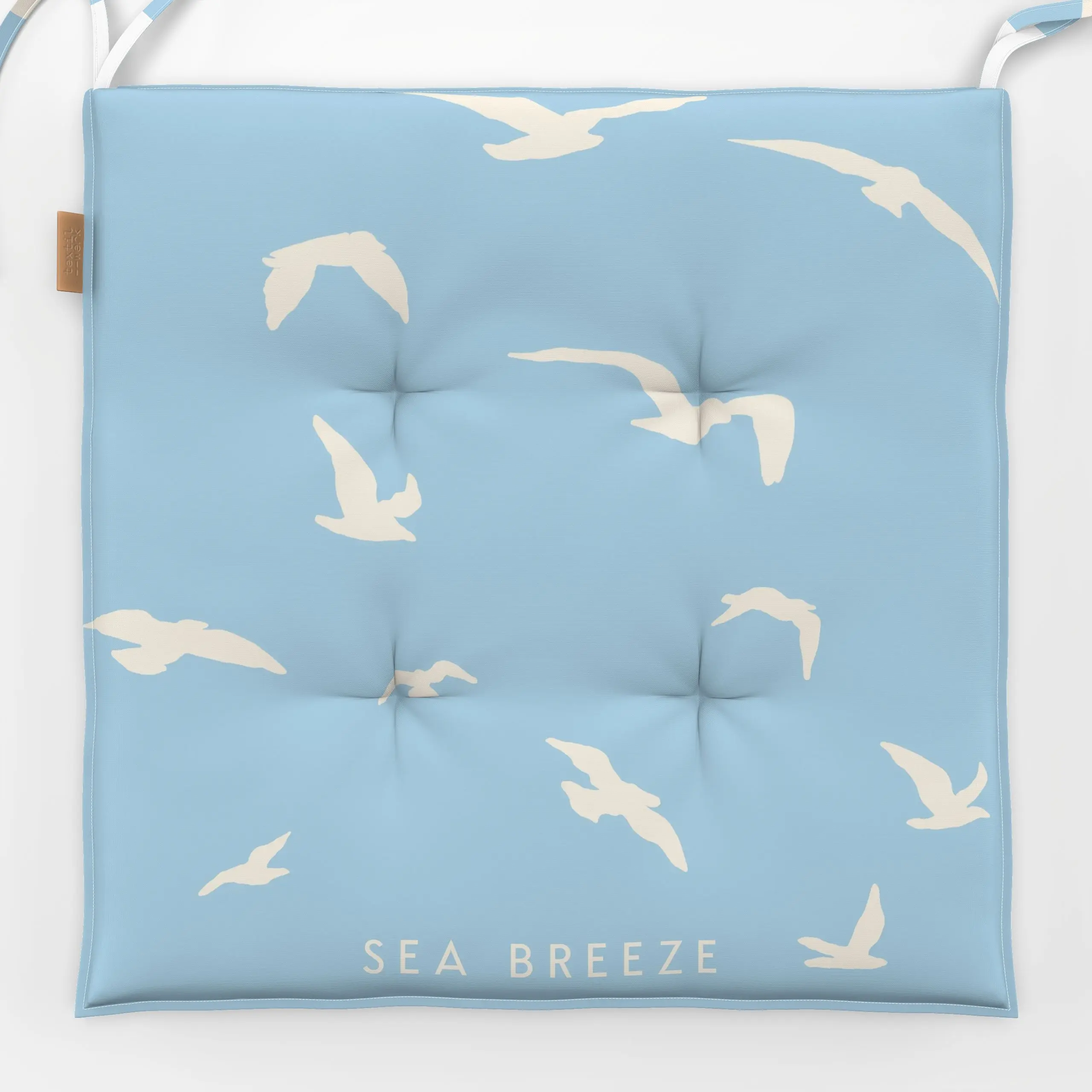 Sitzkissen Sea Breeze With Flying Birds - Sommer, Tiere, Sprüche & Schriftzüge - von „By Anna Sienna"; Meer, Vogel, Silhouet...