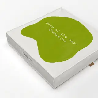 Bodenkissen Organischer Kreis Grün Typo