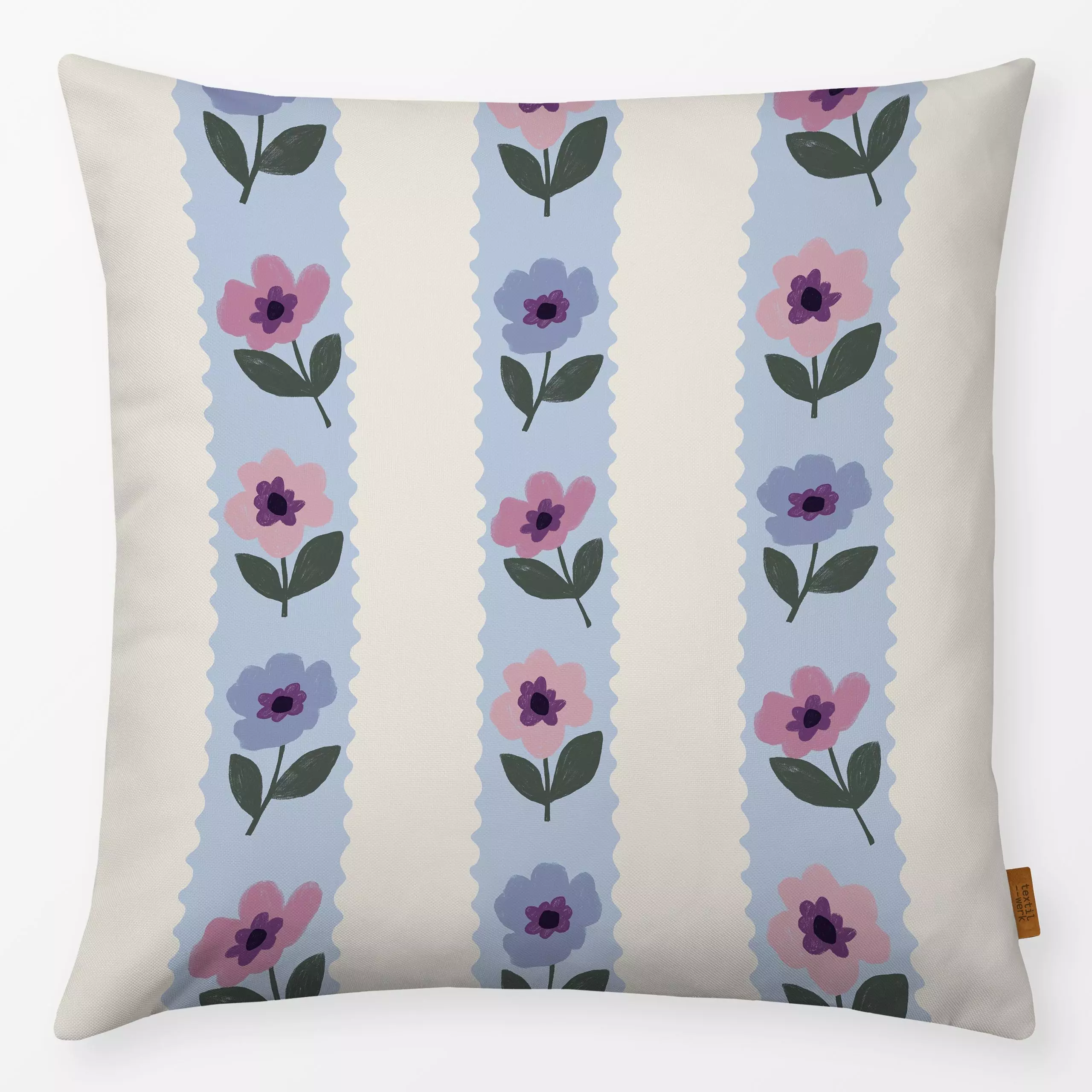 Kissen Streifen Blumen blau - Blumen & Florales, Sommer, Symbole & Muster - von „Studio Kesse"; Streifen, Blumen, Sommerblum...