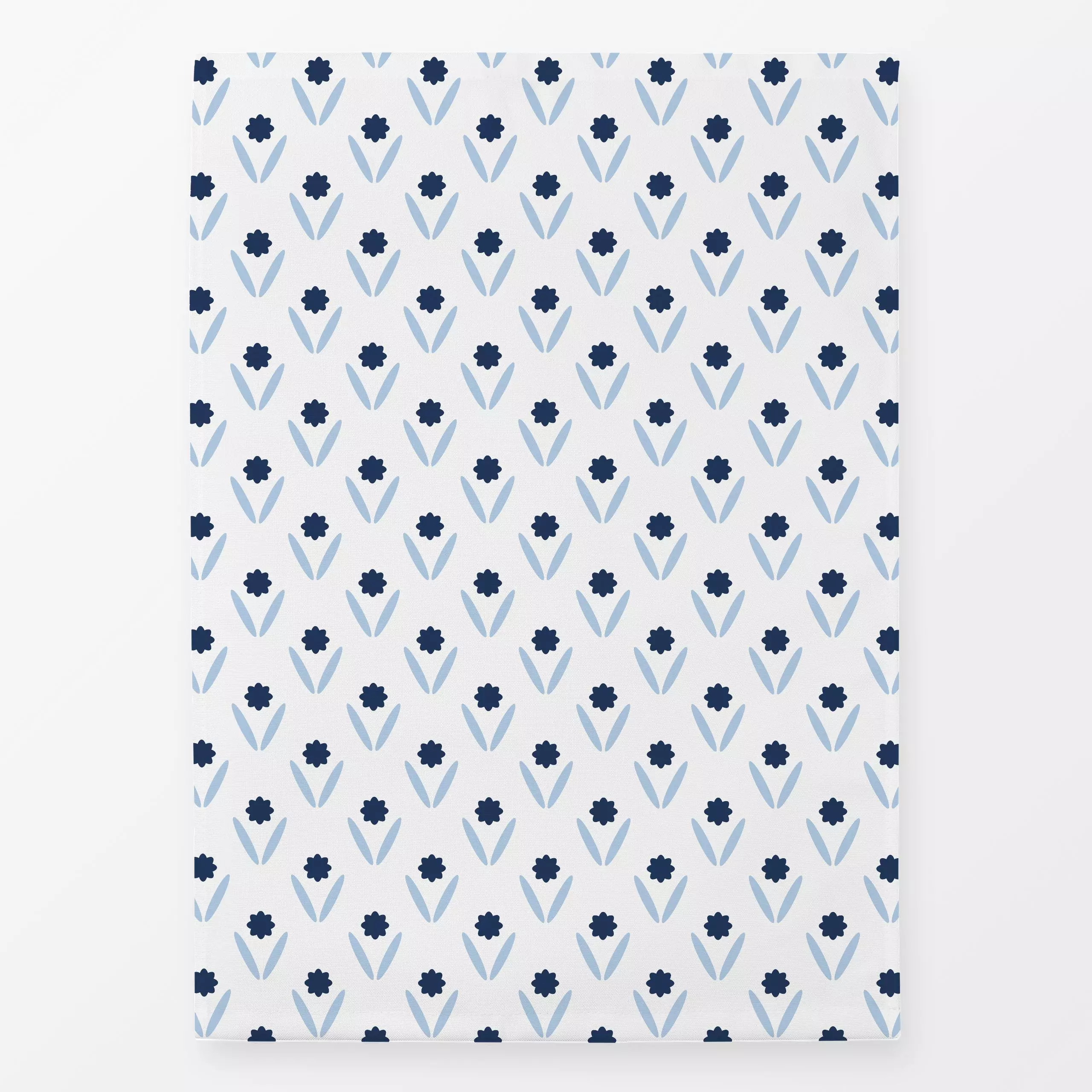 Geschirrtücher Kleine Blumen weiß blau - Blumen & Florales, Sommer, Symbole & Muster - von „Katrin Graff"; modern, floral, m...