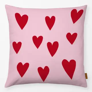Kissen rote Herzen auf rosa