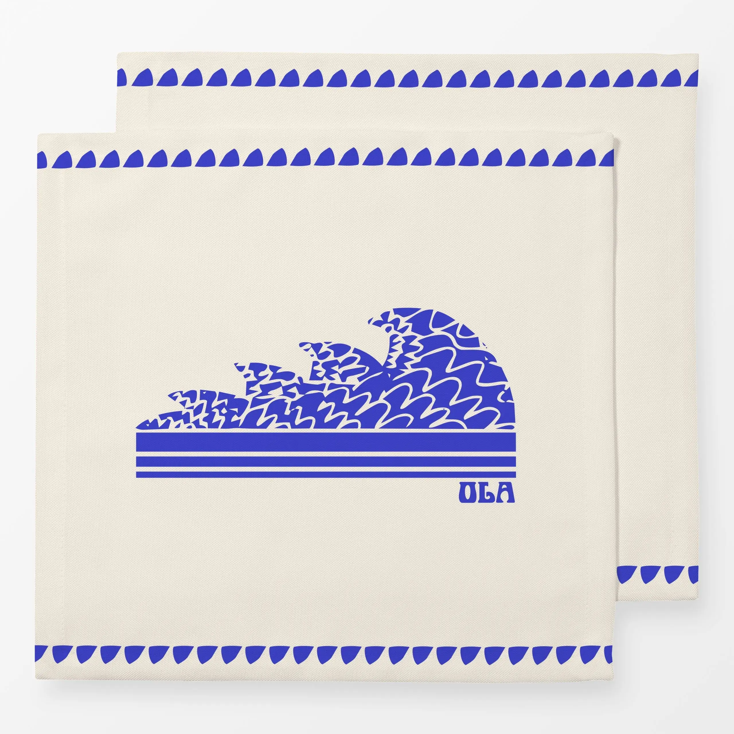 Servietten Ola blauweiss - Sommer, Symbole & Muster - von „Patries Elisabeth"; Ozean, Welle, Meeresrauschen, surf, blauweiss...