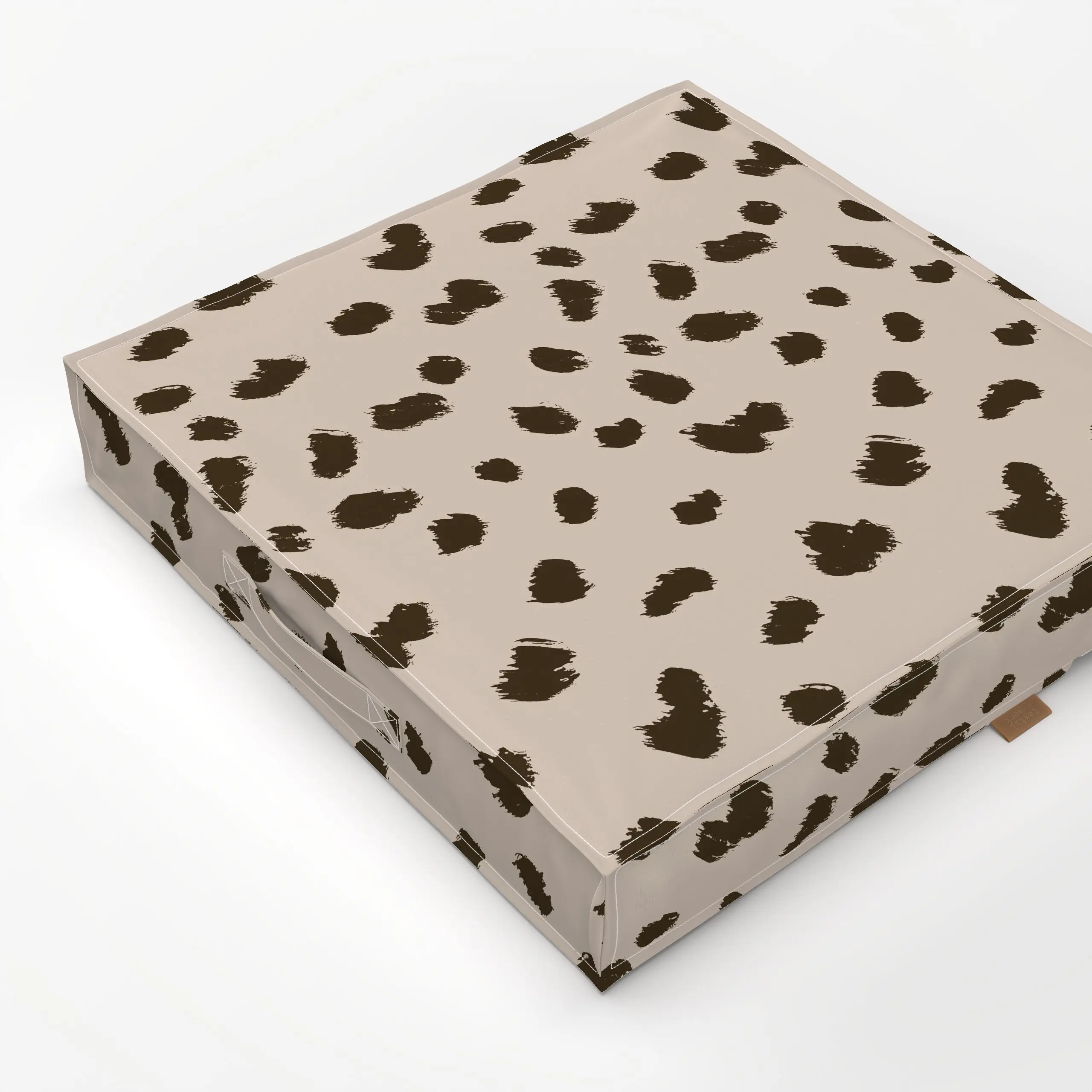 Bodenkissen Wild Cat Brushstrokes beige - Tiere, Symbole & Muster - von „Julia Schumacher"; Wildtiere, Leo, Wildkatze, Tierf...