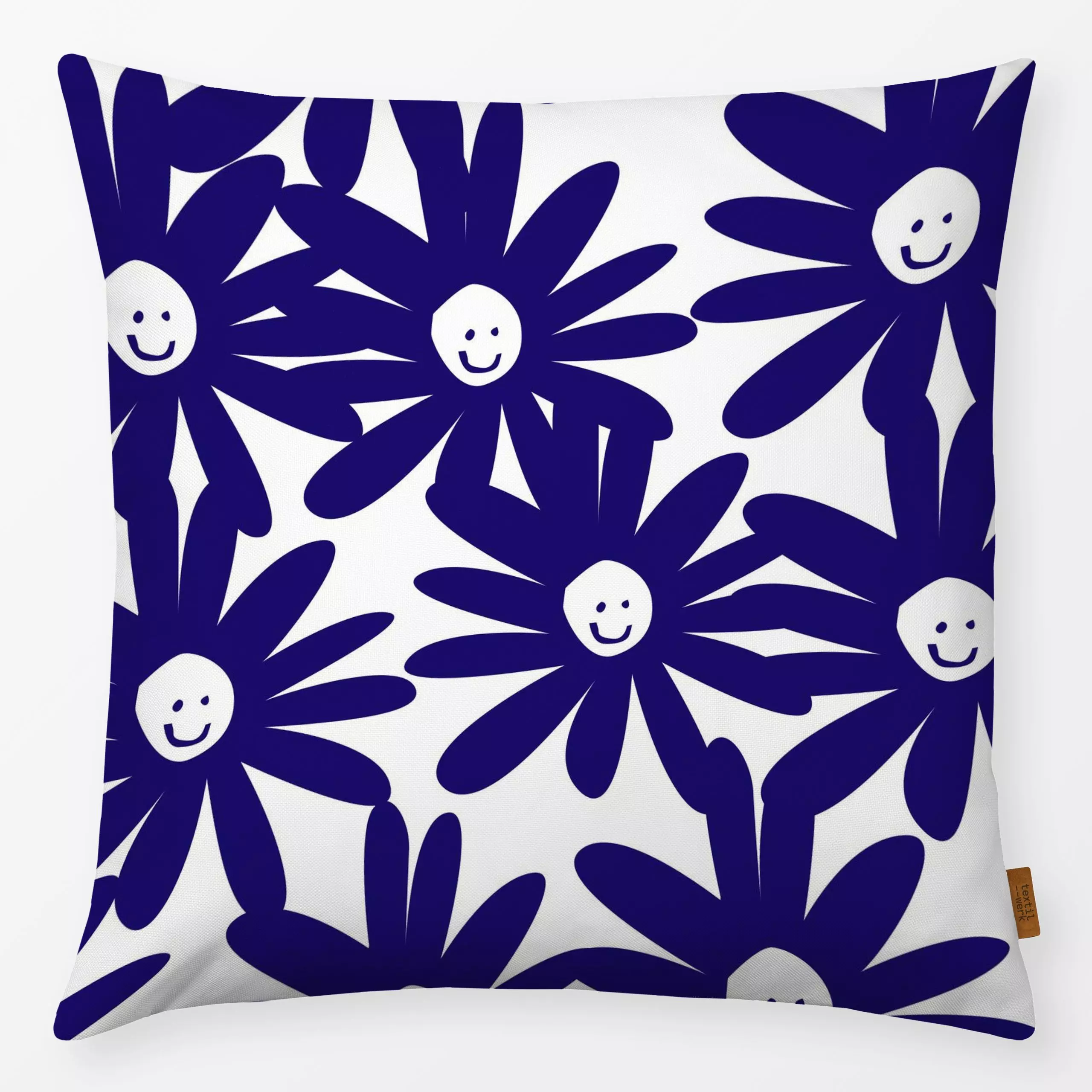 Kissen Happy Flowers blau - Blumen & Florales, Symbole & Muster, Pflanzen & Botanik - von „Helena Ravenne Illustration & Des...