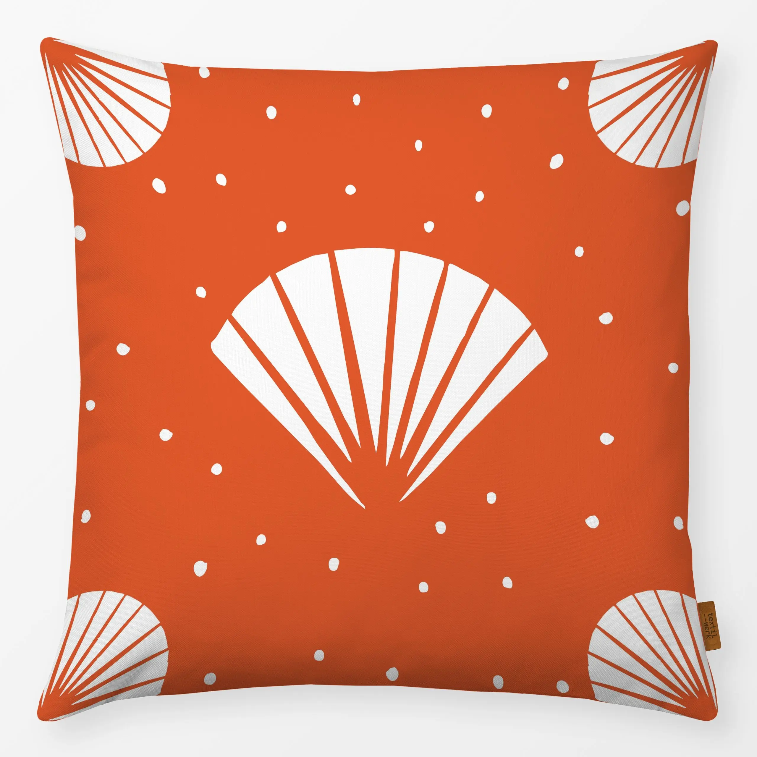 Kissen Abstract Shell orange - Sommer, Tiere - von „moDeern Design Studio"; boho, Meer, Meerestiere, Sommer, Muscheln, folkl...